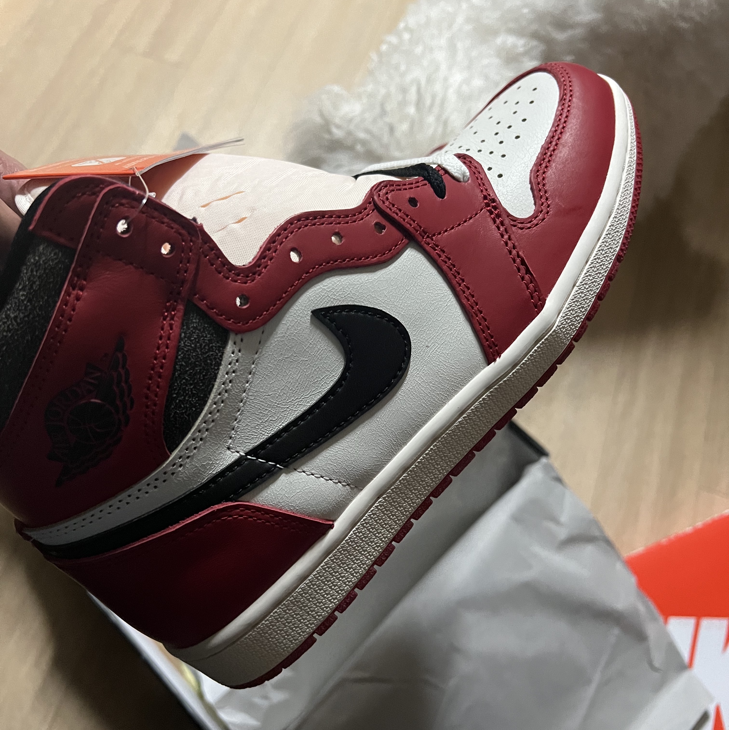 Jordan 1 Retro High OG Chicago 2022 착용 스타일 - 4