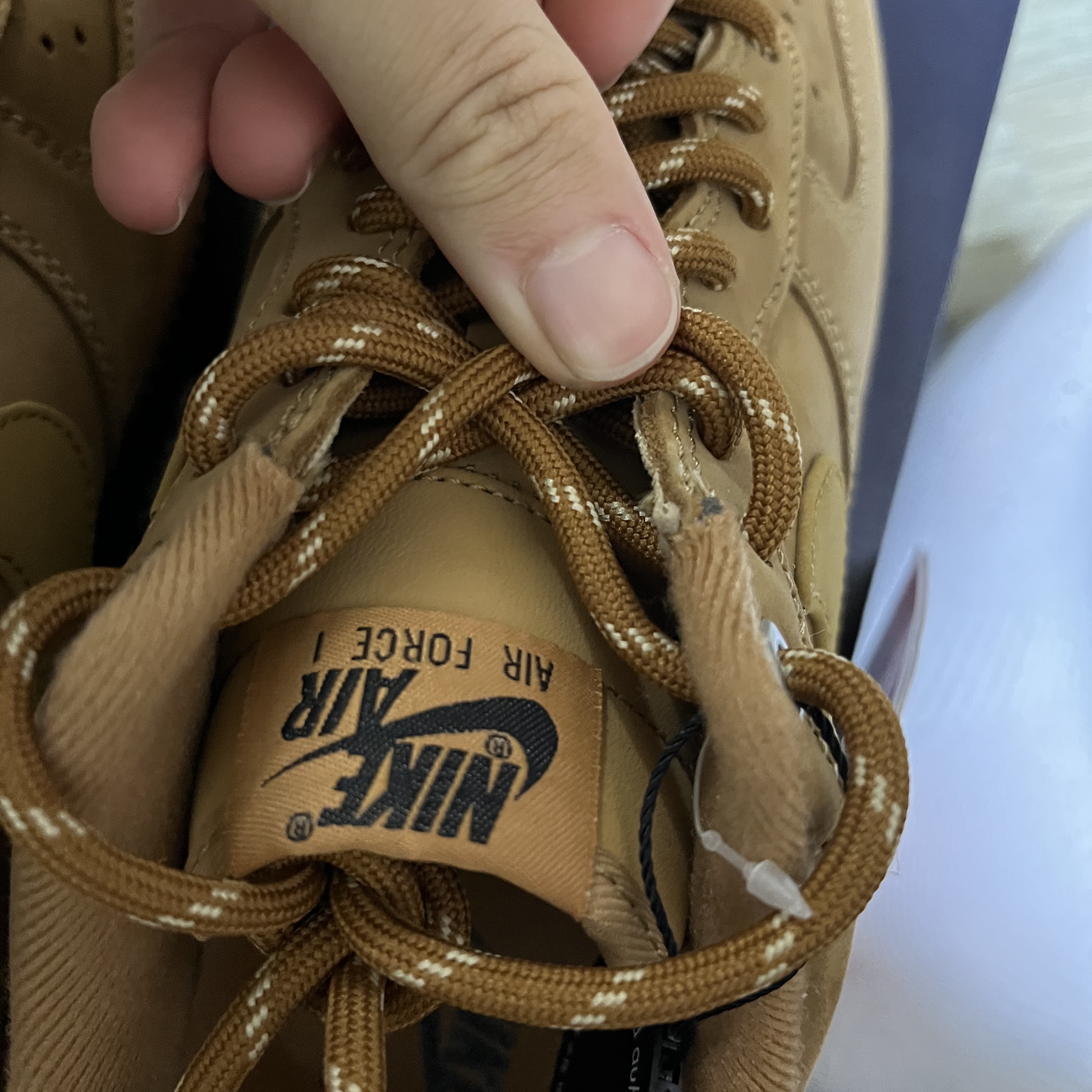 Nike Air Force 1 '07 WB Flax 착용 스타일 - 2