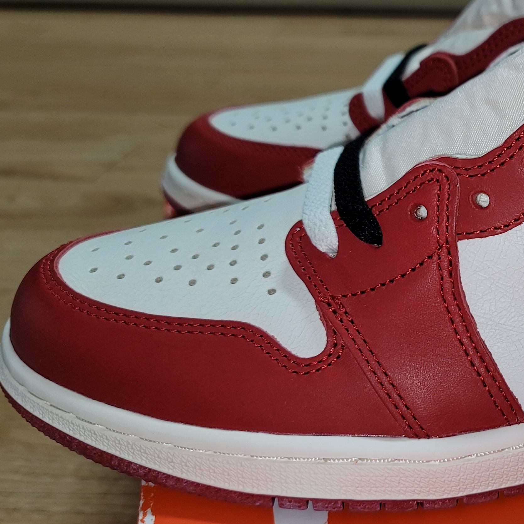Jordan 1 Retro High OG Chicago 2022 착용 스타일 - 3