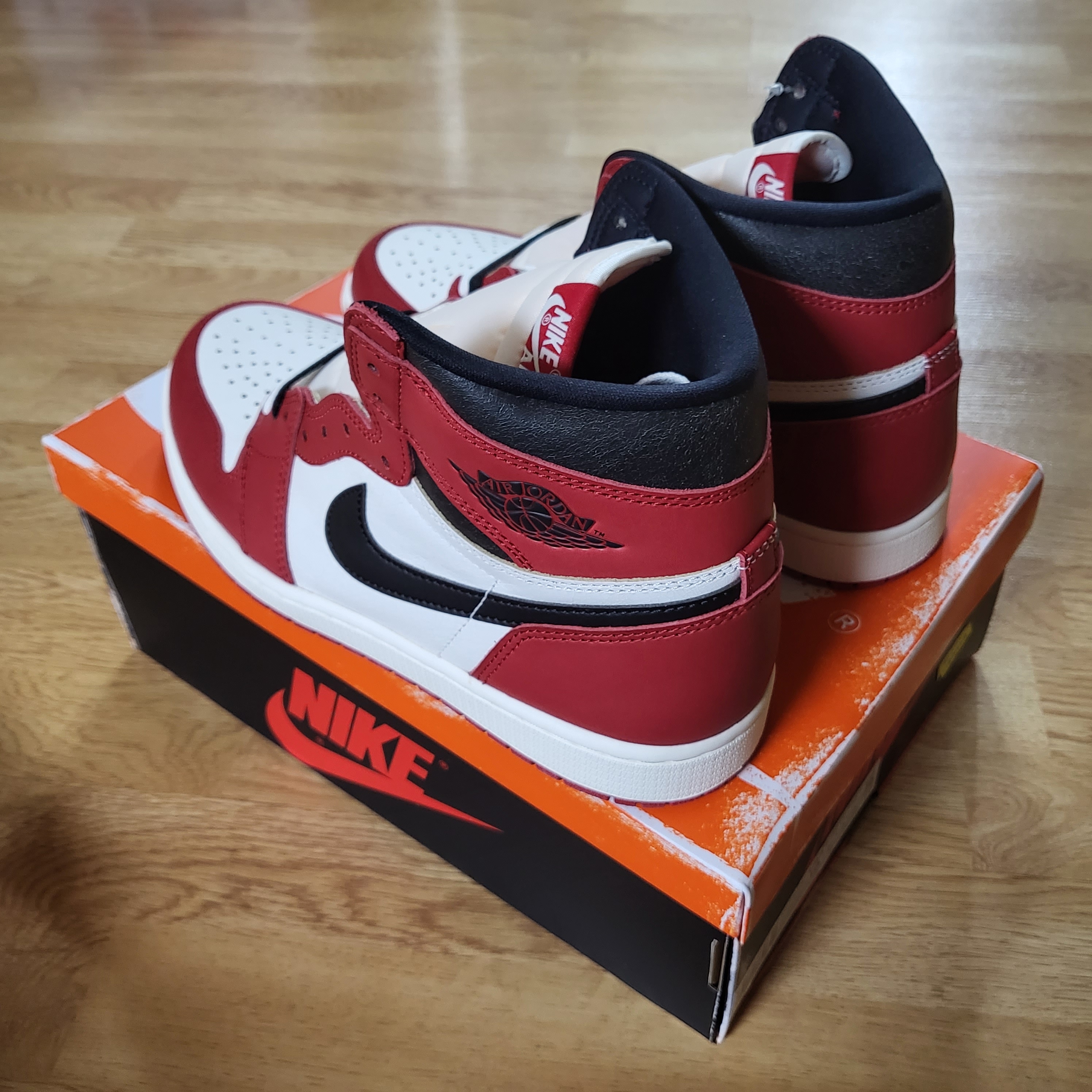 Jordan 1 Retro High OG Chicago 2022 착용 스타일 - 3