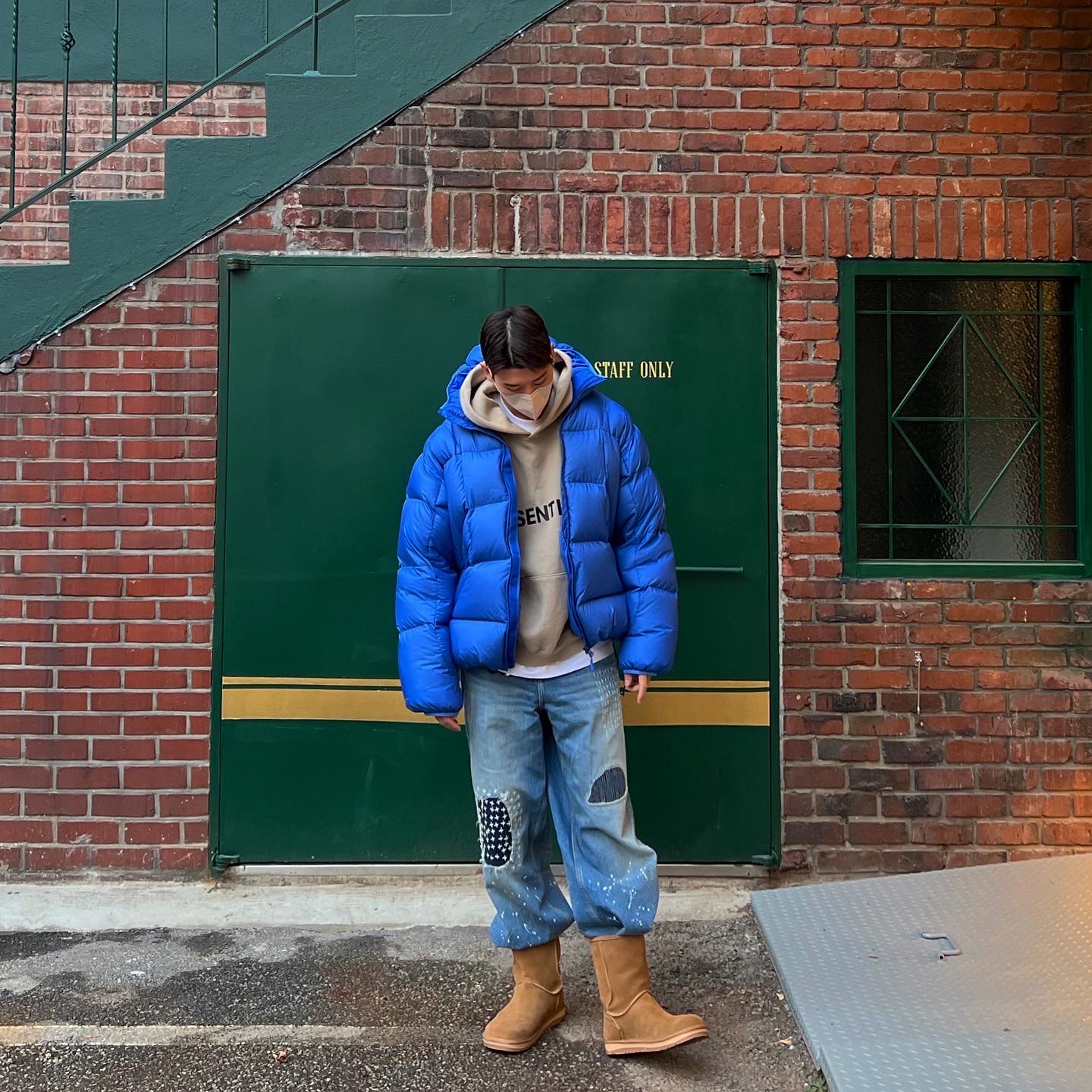 Palace Pertex Frost Balaclava Puffa Blue - 22FW, Zara x Ader Error Patchwork Jeans Blue 착용 스타일 - 1