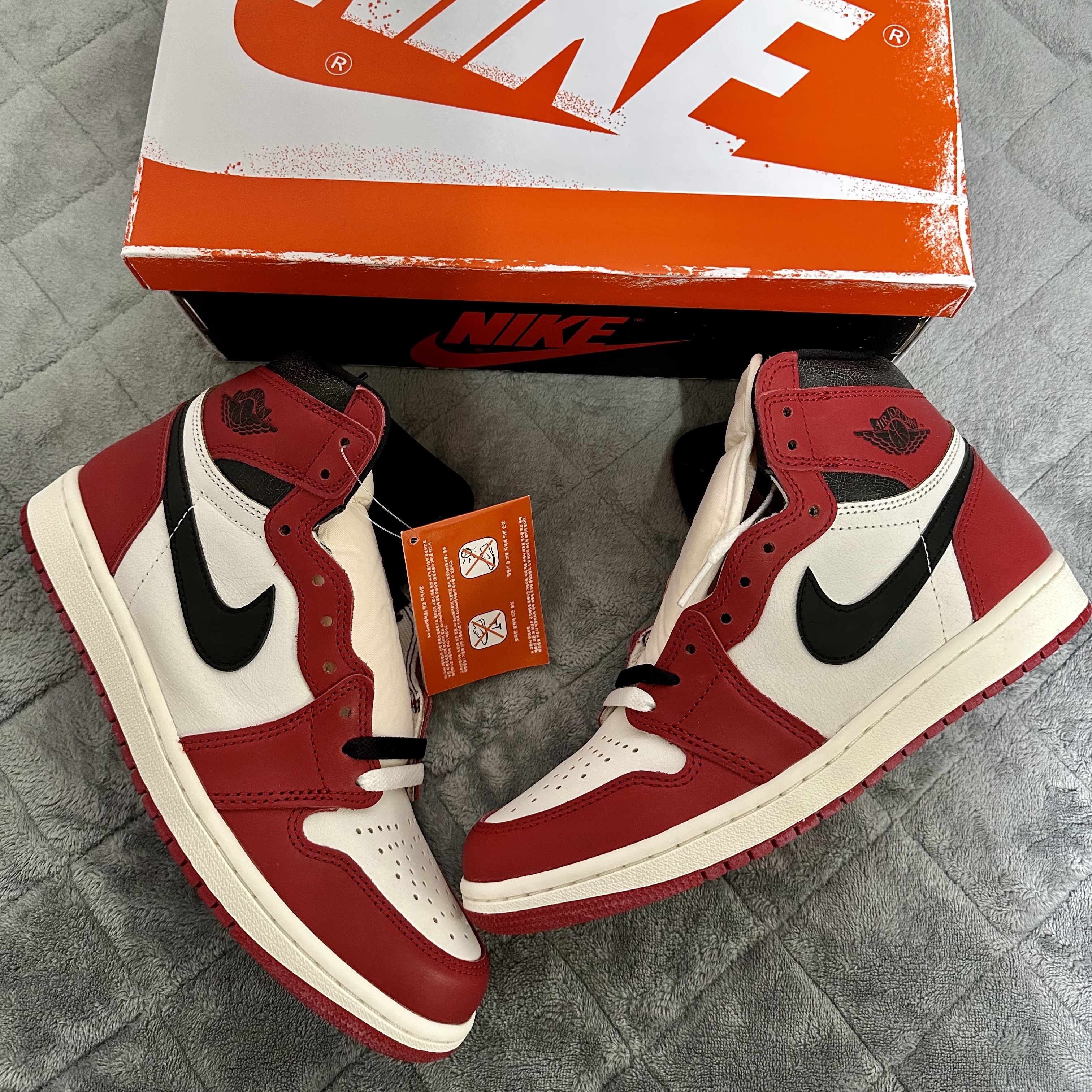 Jordan 1 Retro High OG Chicago 2022 착용 스타일 - 1