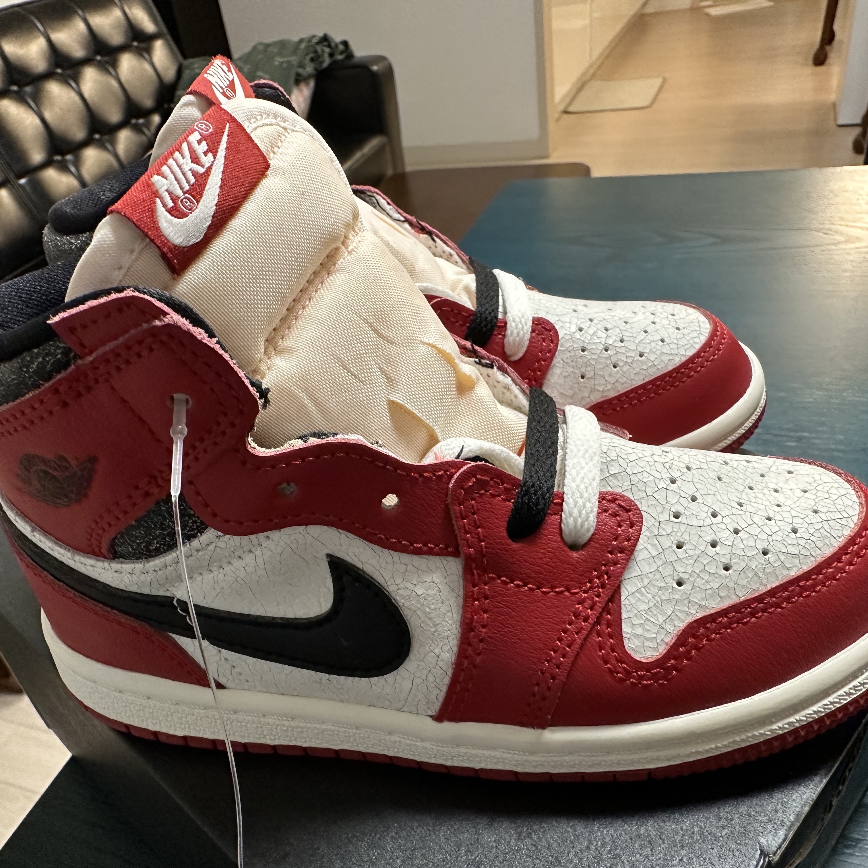 (TD) Jordan 1 Retro High OG Chicago 2022 착용 스타일 - 1