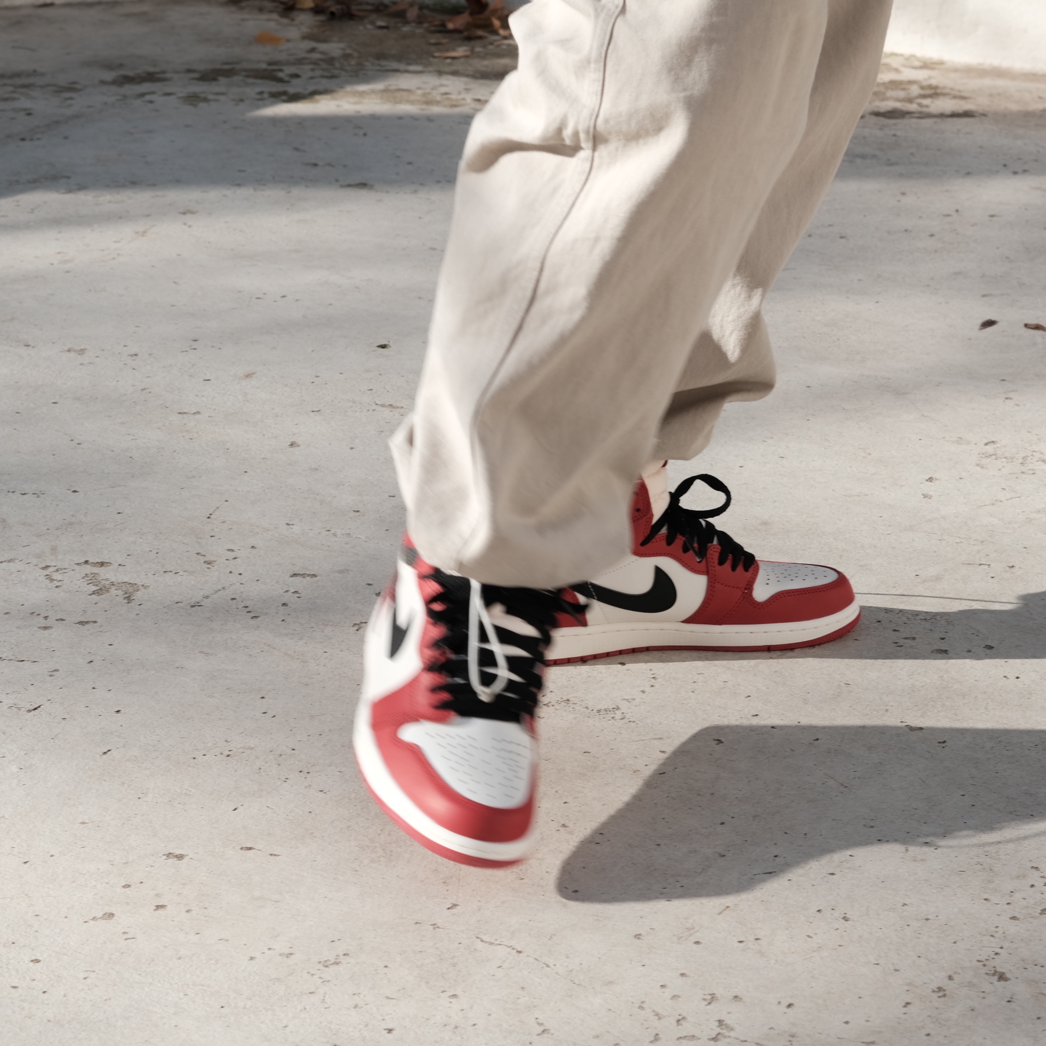 Jordan 1 Retro High OG Chicago 2022 착용 스타일 - 3