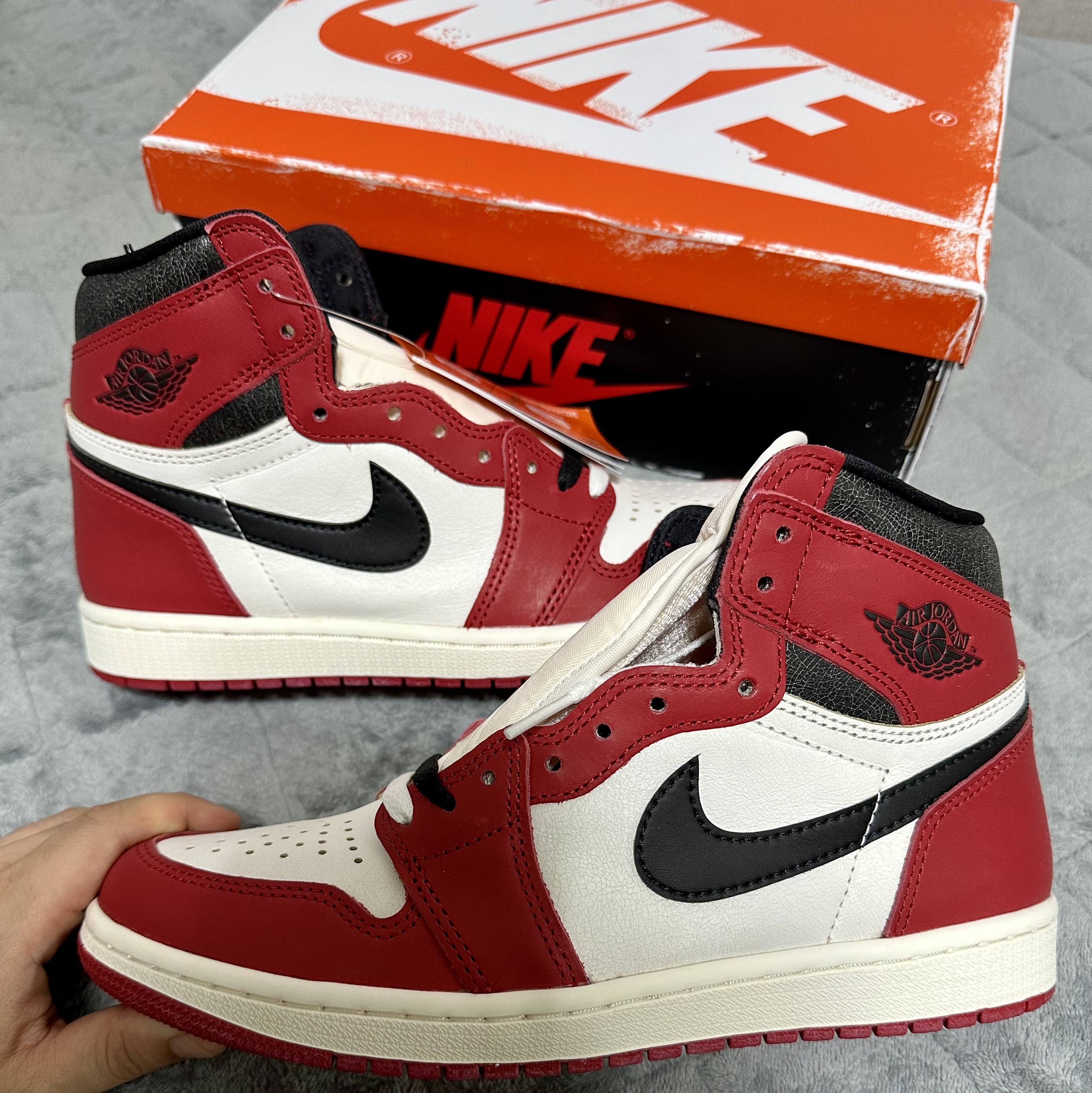 Jordan 1 Retro High OG Chicago 2022 착용 스타일 - 2