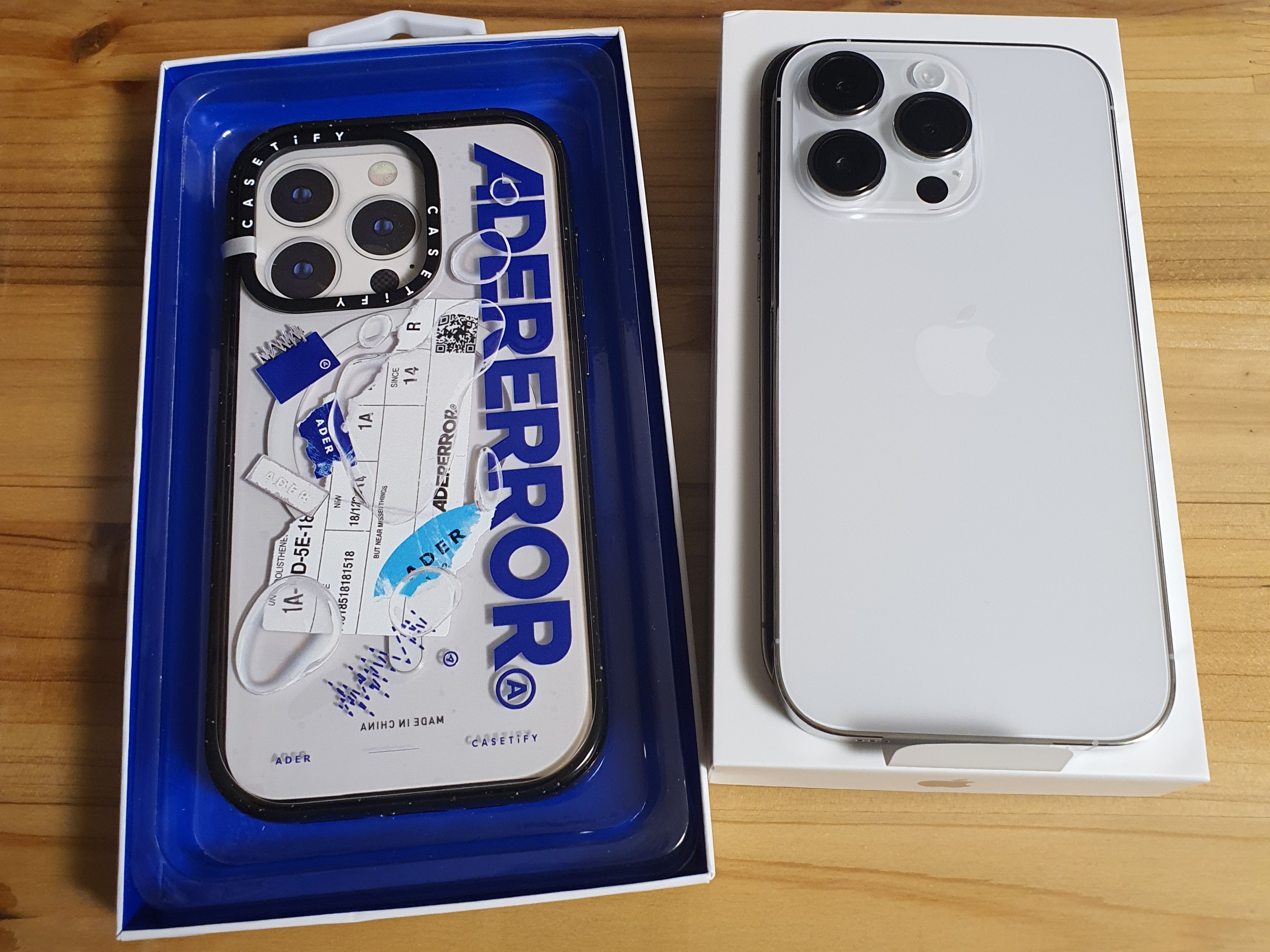 Apple iPhone 14 Pro 256GB Silver (Korean Ver.), Casetify x Ader Error iPhone Sticker Magsafe Case Clear 착용 스타일