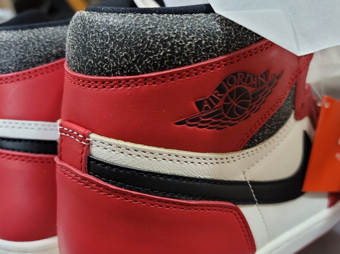 Jordan 1 Retro High OG Chicago 2022 착용 스타일 - 1