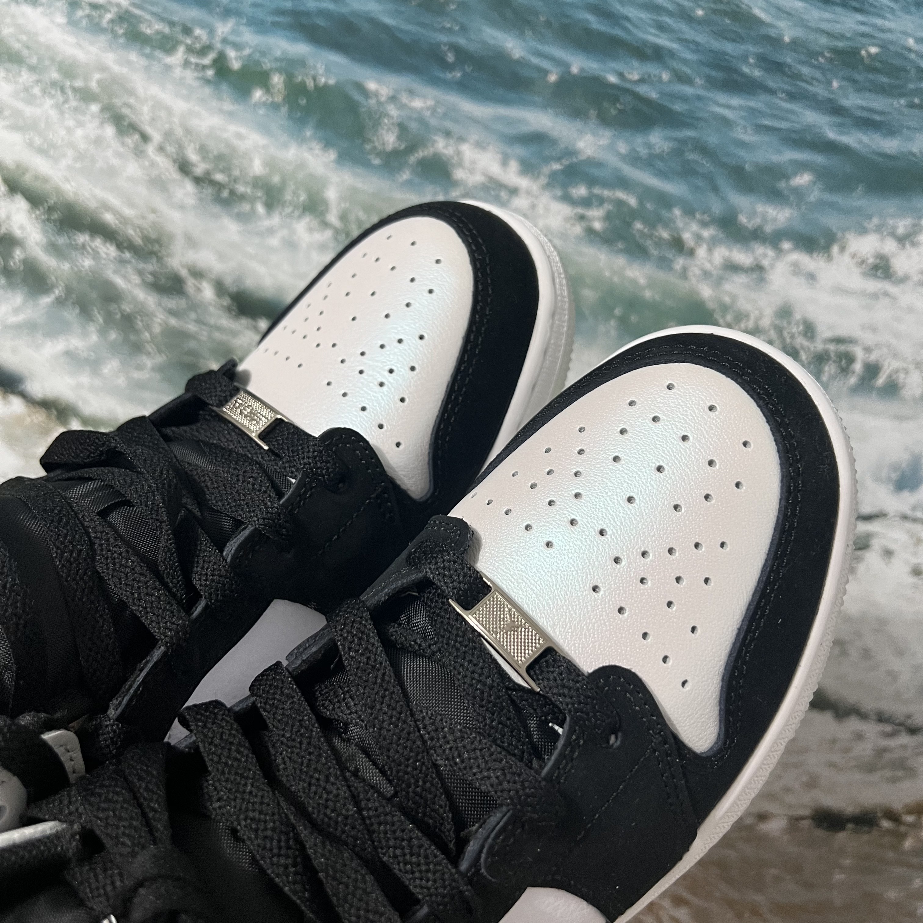 Jordan 1 Mid SE Diamond, (GS) Jordan 1 Mid SE Diamond 착용 스타일 - 4