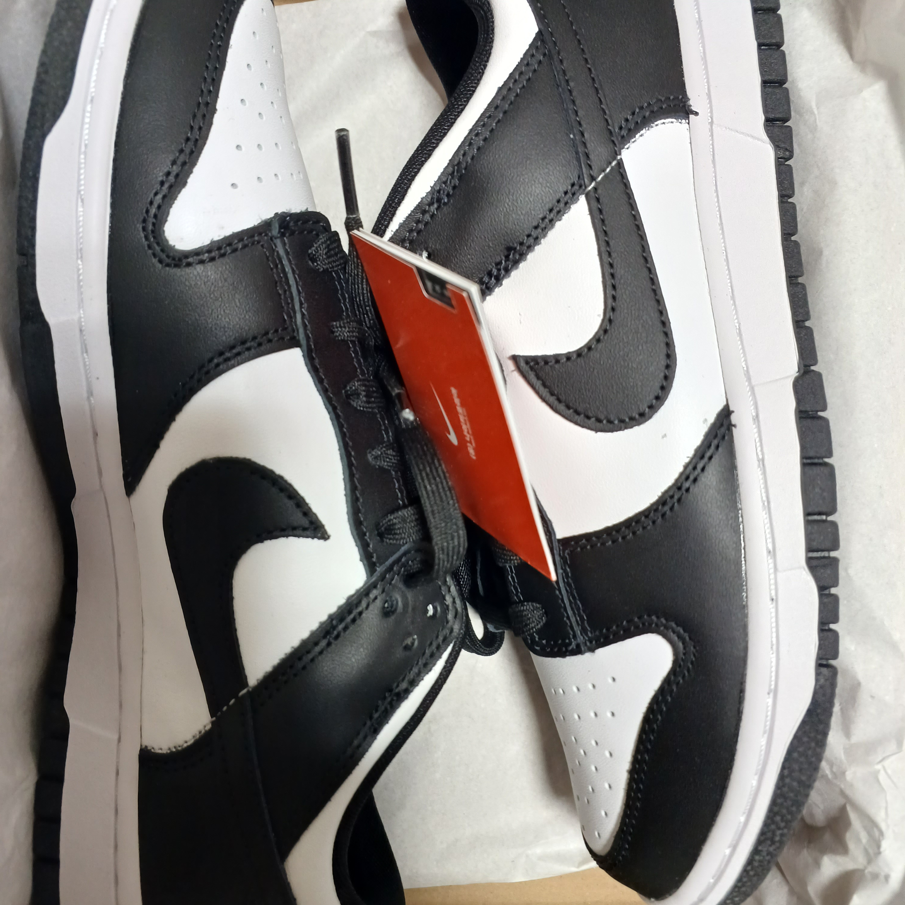 Nike Dunk Low Retro Black 착용 스타일