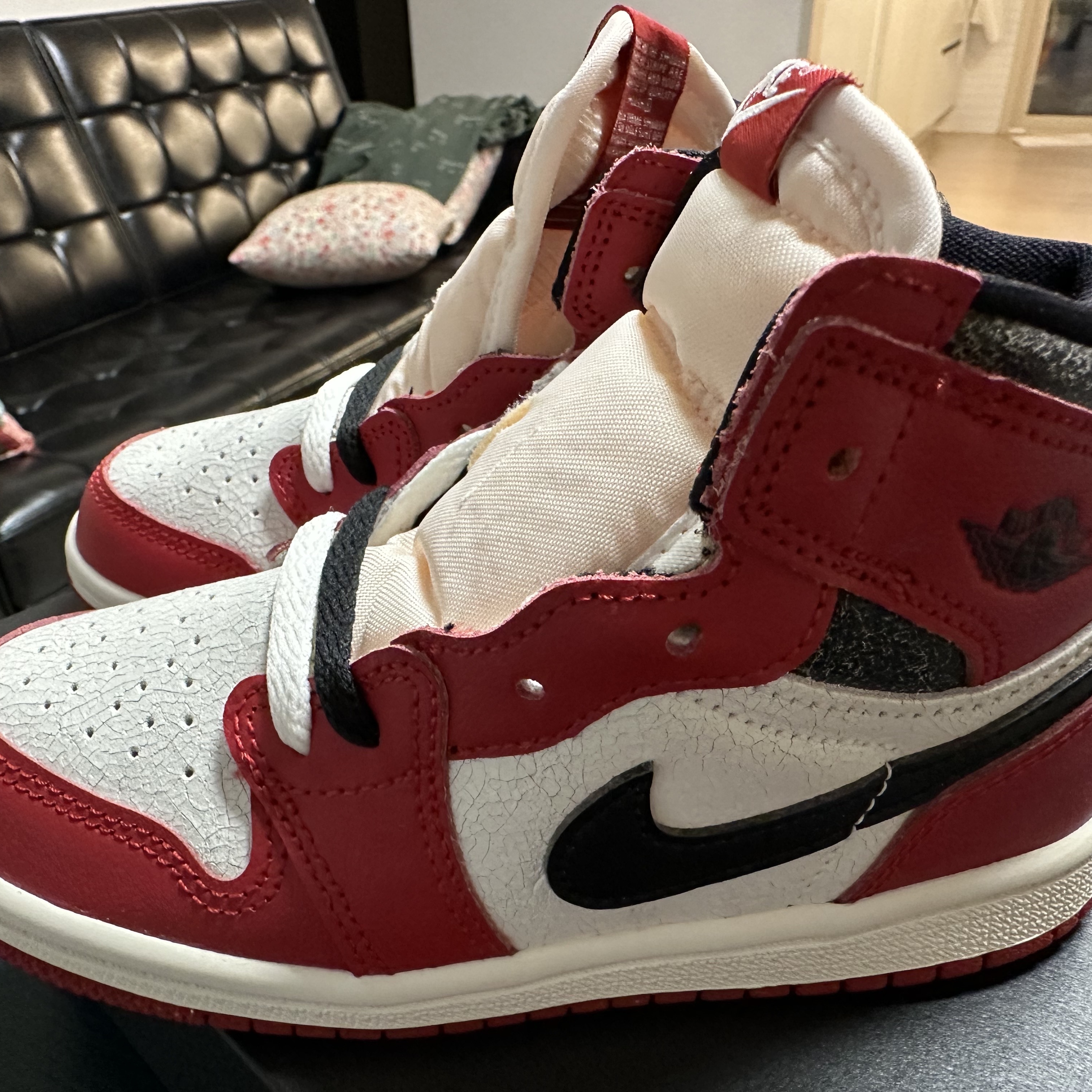 (TD) Jordan 1 Retro High OG Chicago 2022 착용 스타일 - 3