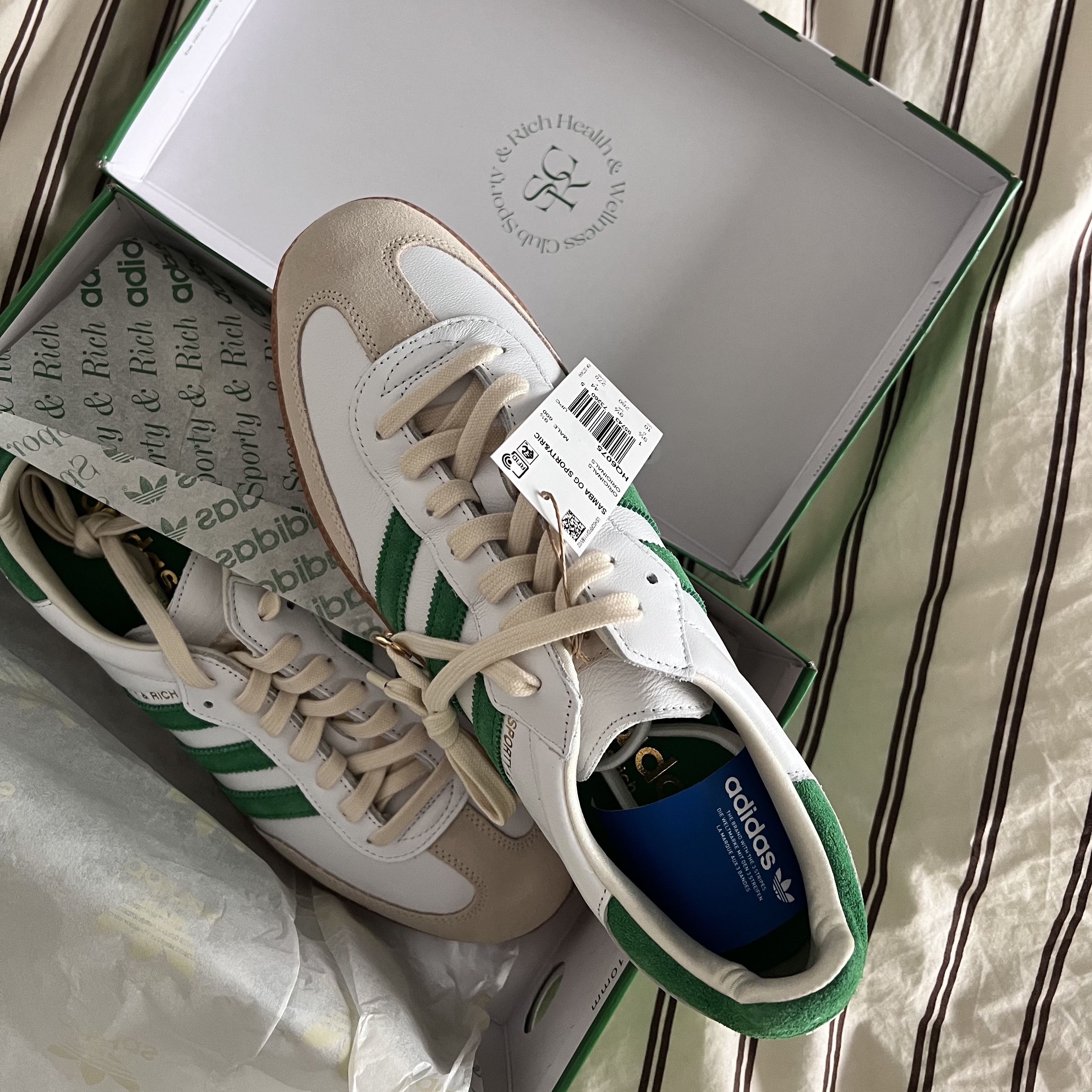 Adidas x Sporty & Rich Samba OG Cloud White Green 착용 스타일 - 2