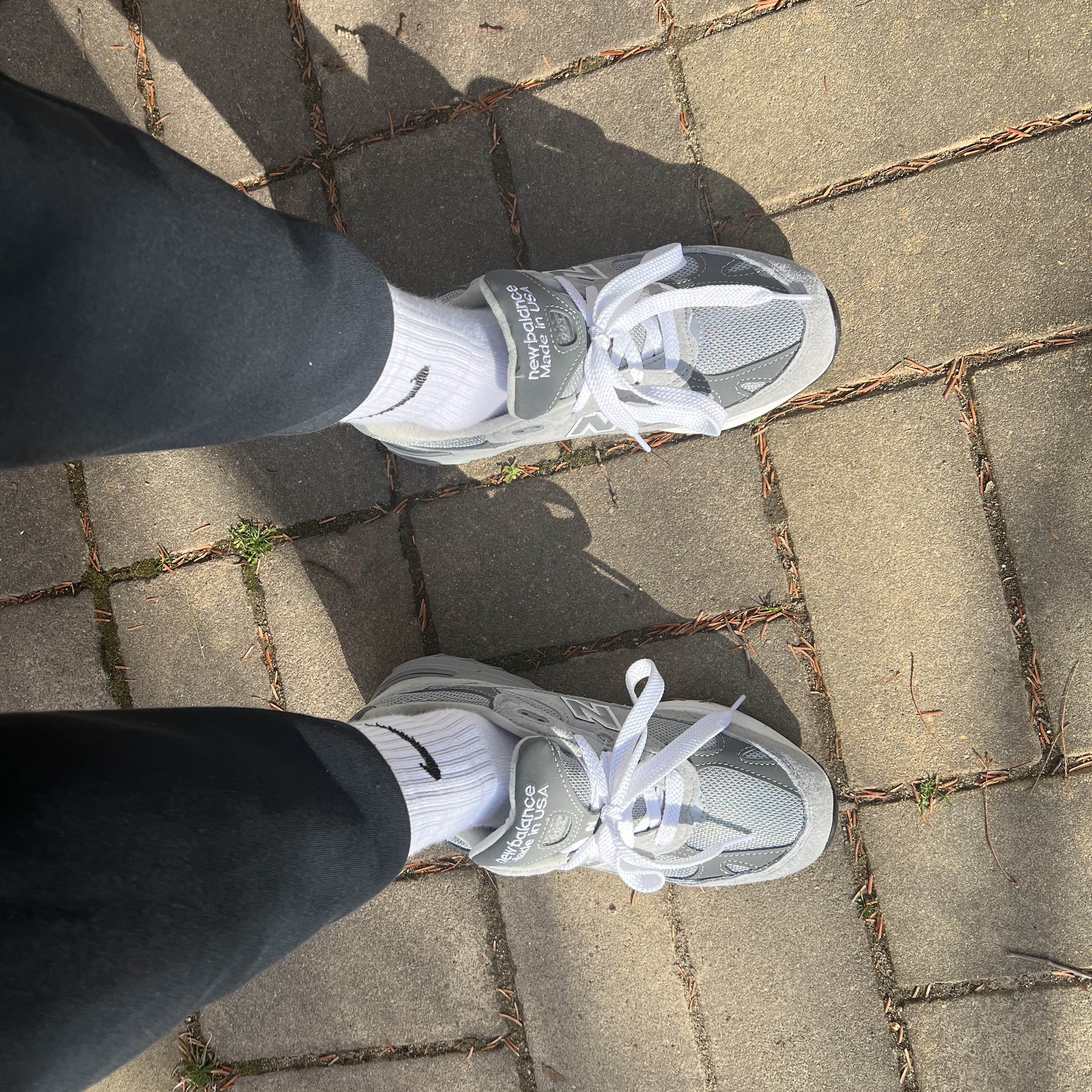 (W) New Balance 993 Made in USA Grey - B Standard 착용 스타일