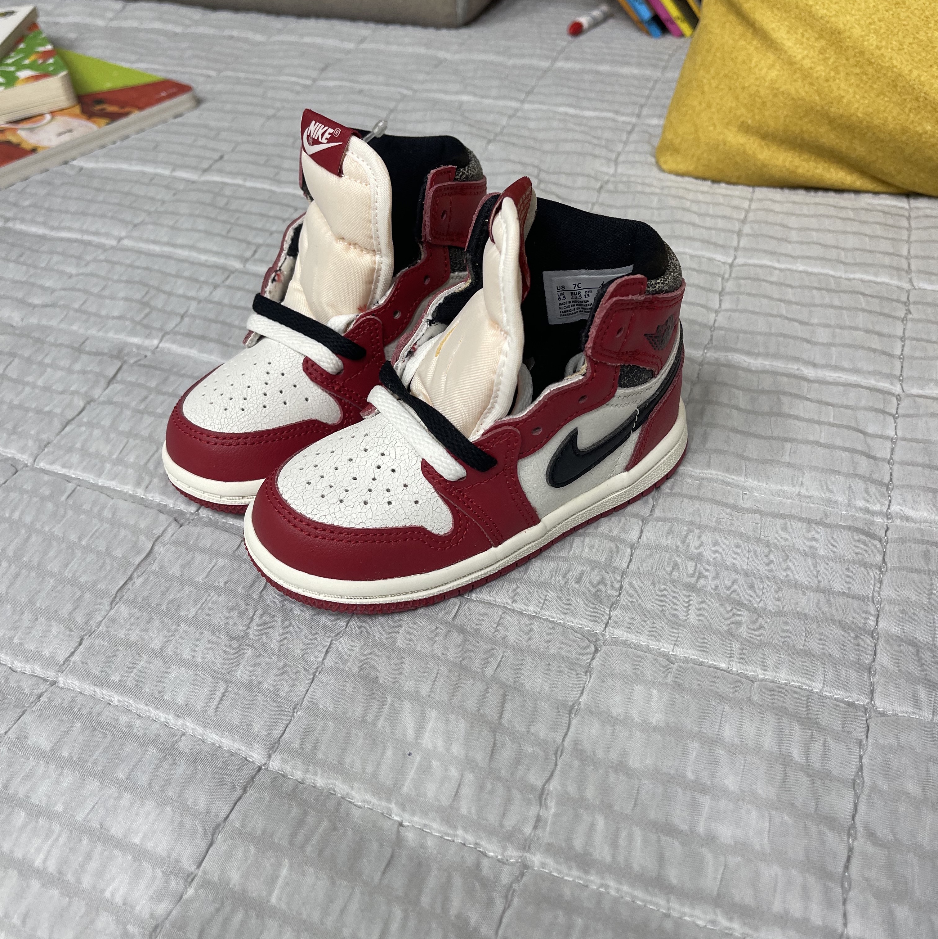 (TD) Jordan 1 Retro High OG Chicago 2022 착용 스타일 - 1