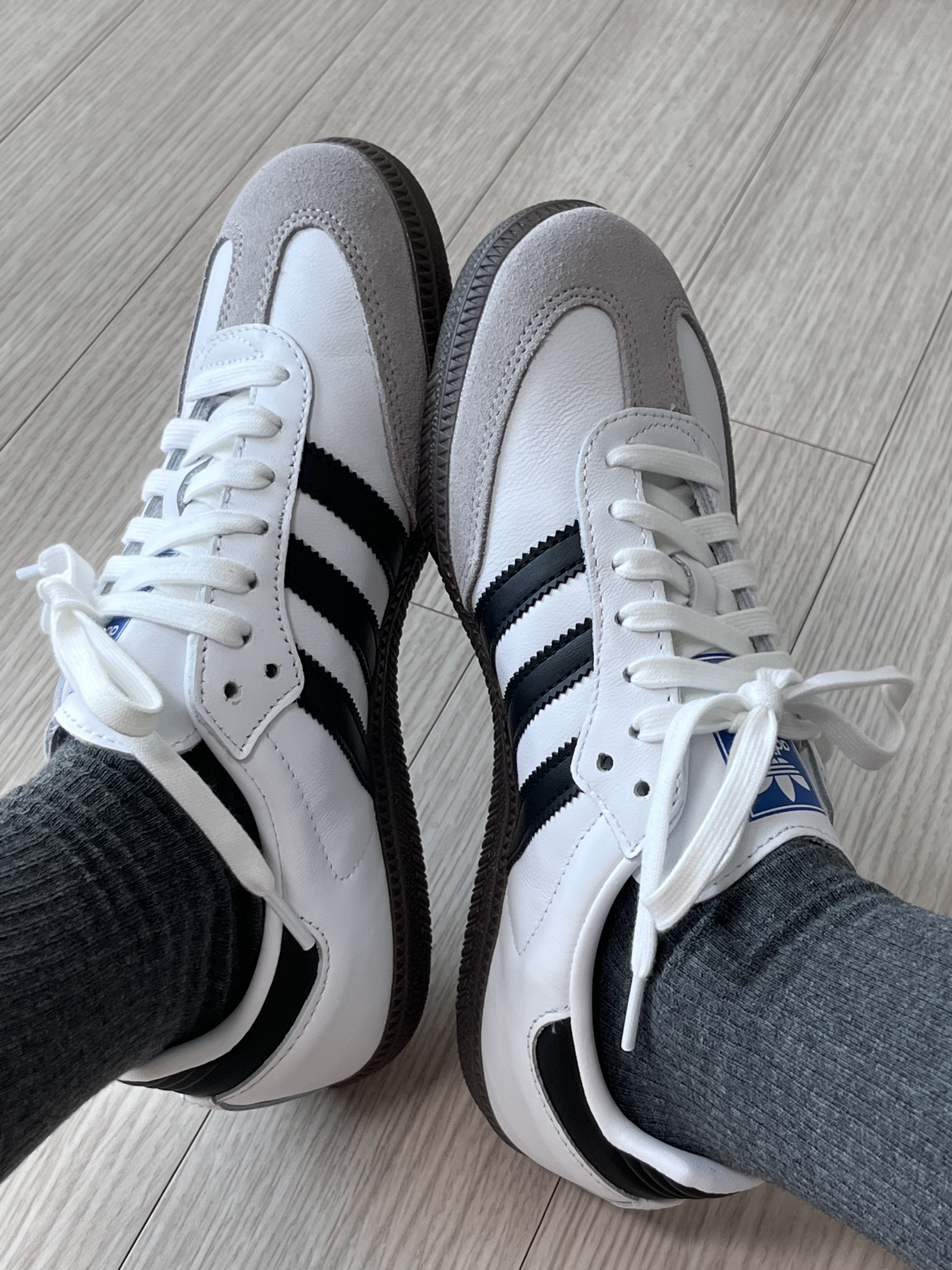 Adidas Samba OG Cloud White 착용 스타일 - 2