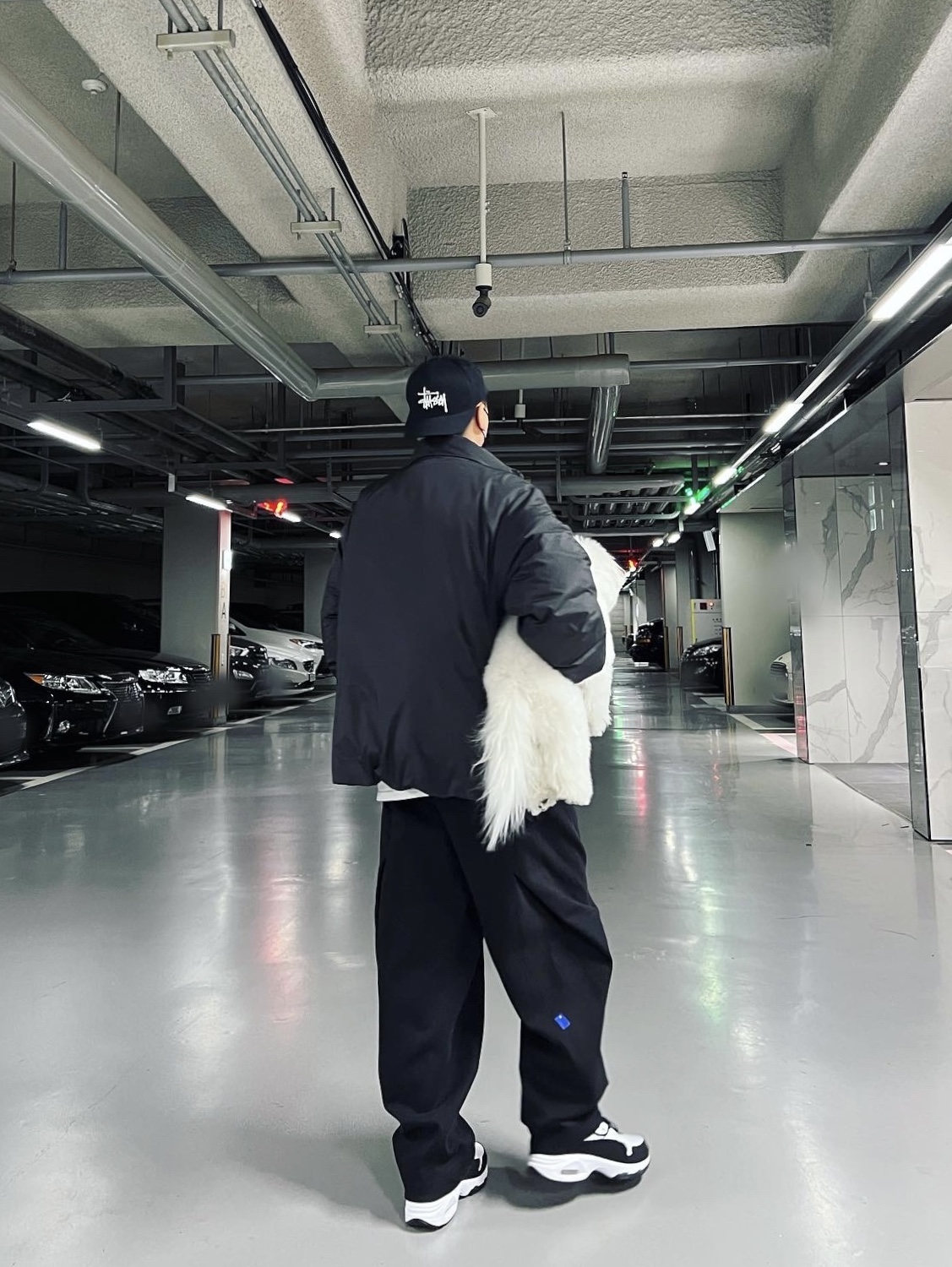 Zara x Ader Error Jogger Pants Black, Nike x Comme des Garcons Homme Plus Air Max Sunder SP White Black 착용 스타일 - 1