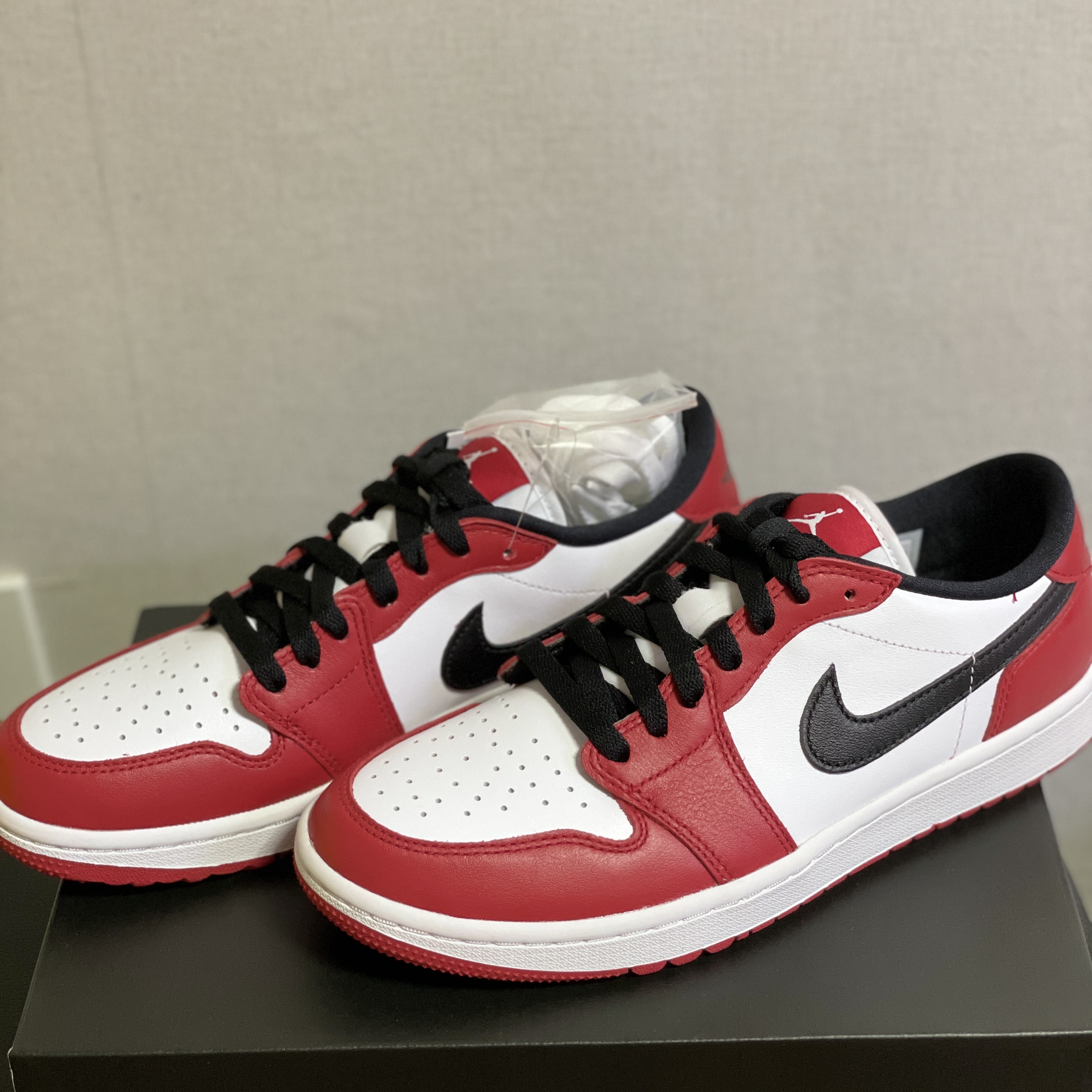 Jordan 1 Retro High OG Chicago 2022, Jordan 1 Low Golf Chicago 착용 스타일 - 3