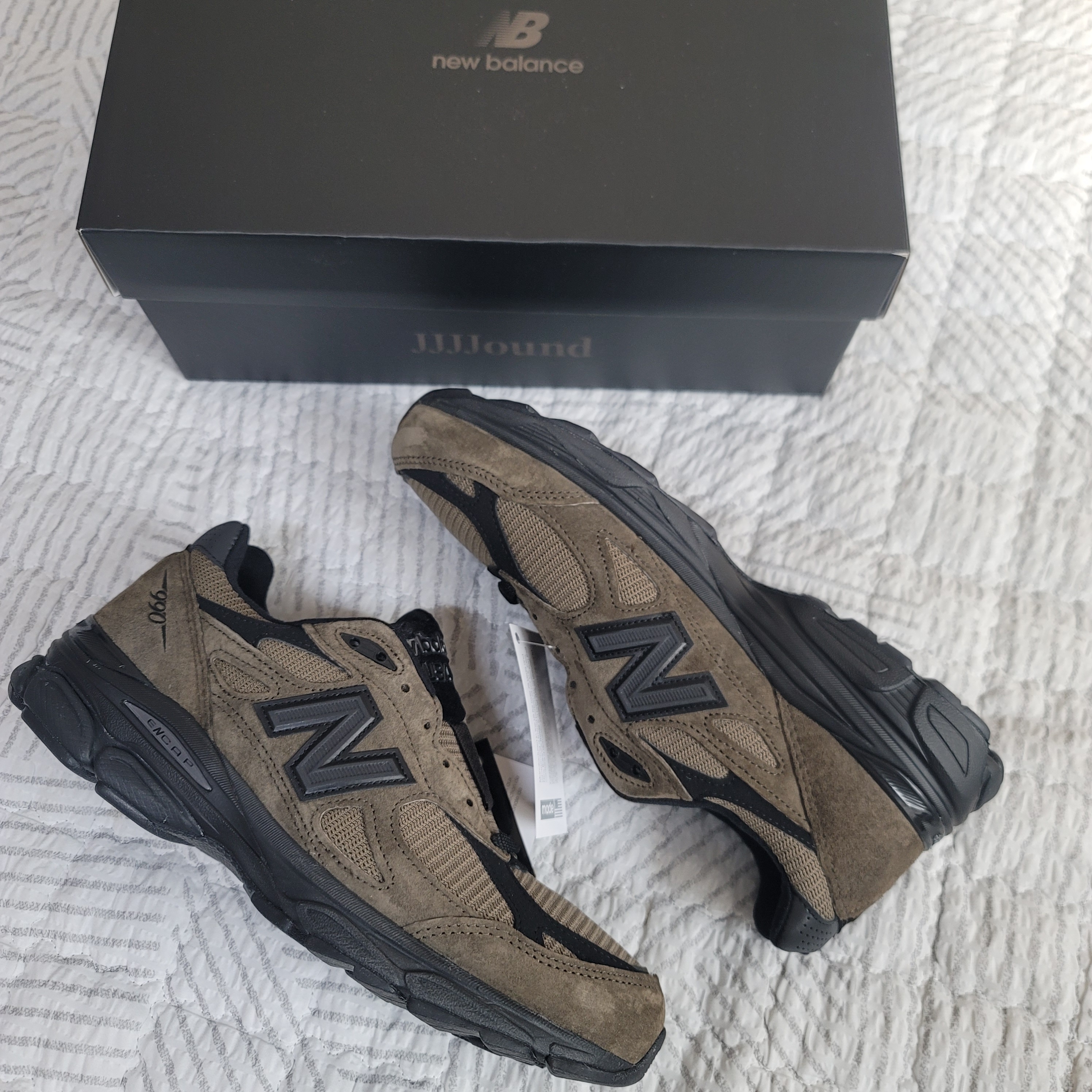 New Balance x JJJJound 990v3 Brown Black 착용 스타일