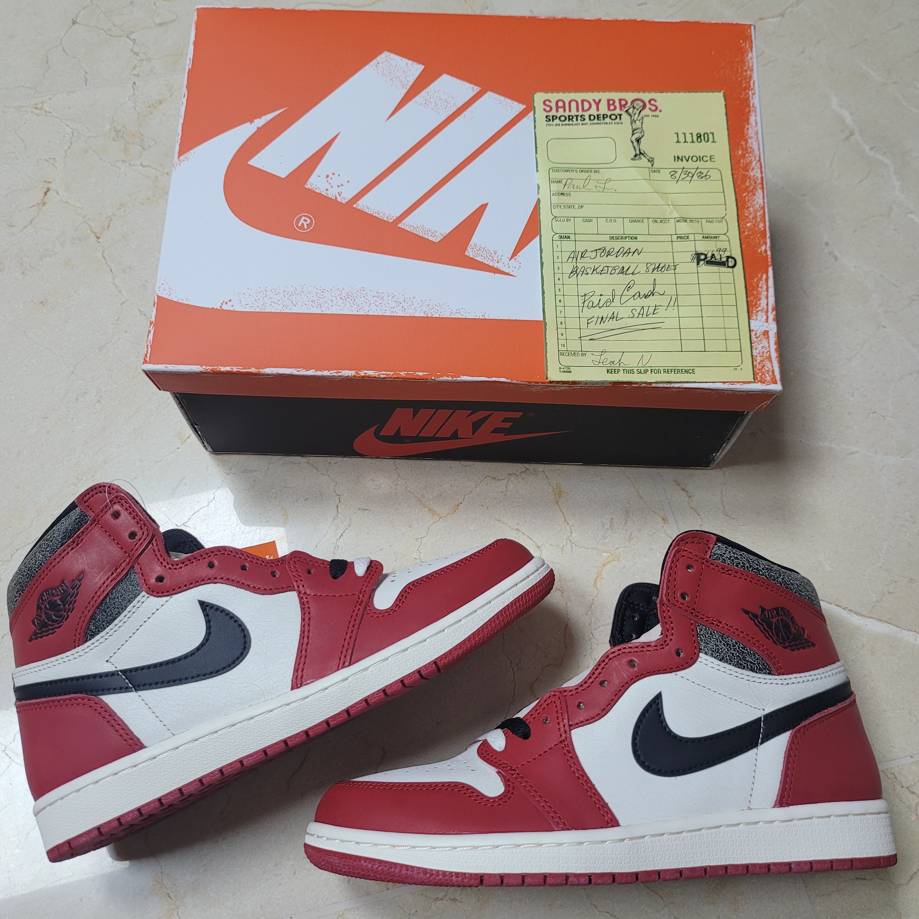 Jordan 1 Retro High OG Chicago 2022 착용 스타일 - 2