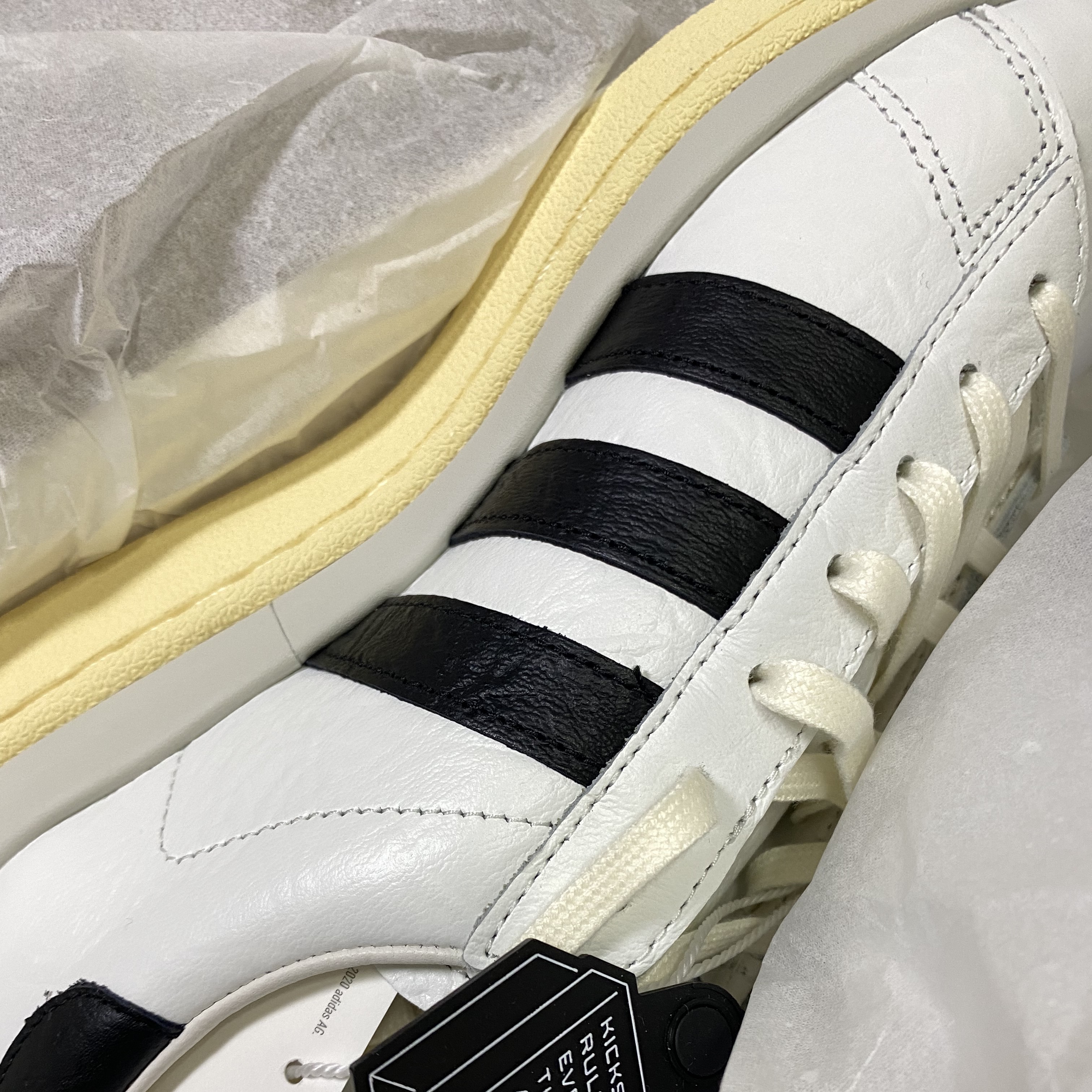 Y-3 Hicho Core White Black 착용 스타일