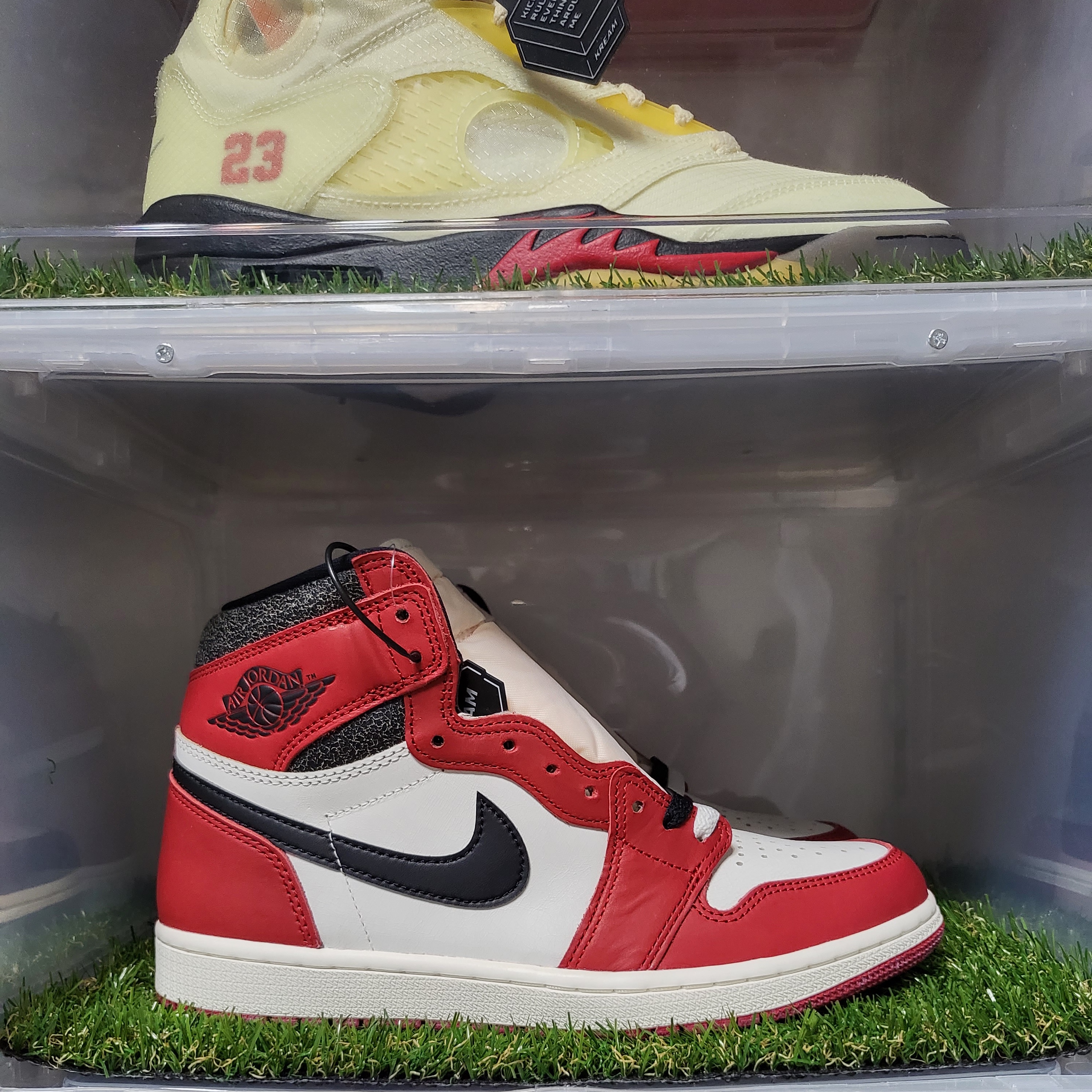 Jordan 1 Retro High OG Chicago 2022, Jordan 5 x Off-White Retro SP Sail Fire Red 착용 스타일