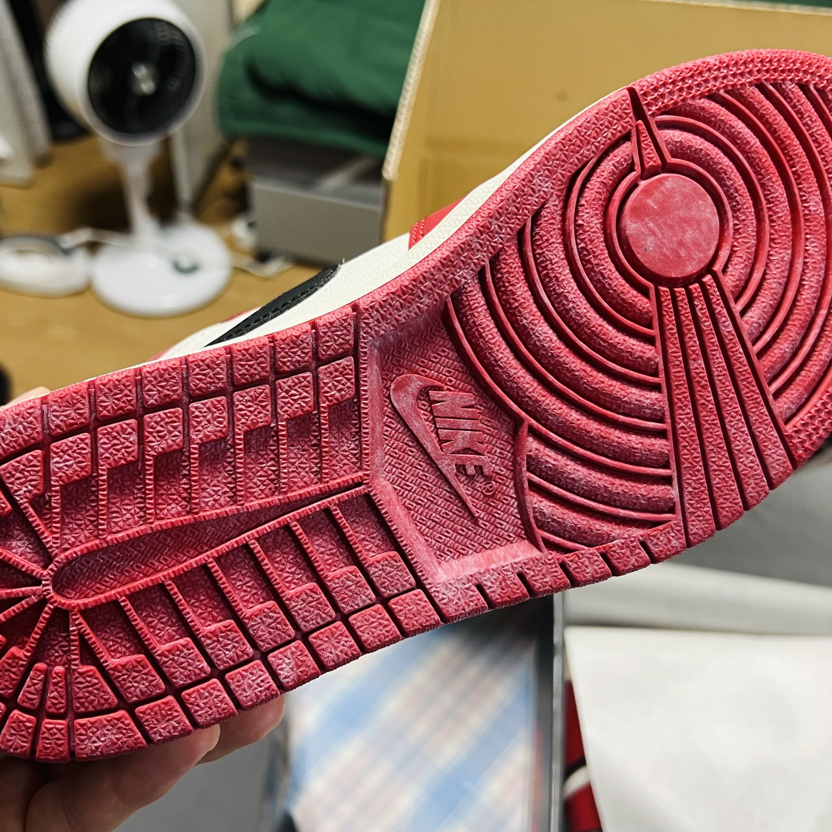 Jordan 1 Retro High OG Chicago 2022 착용 스타일 - 3