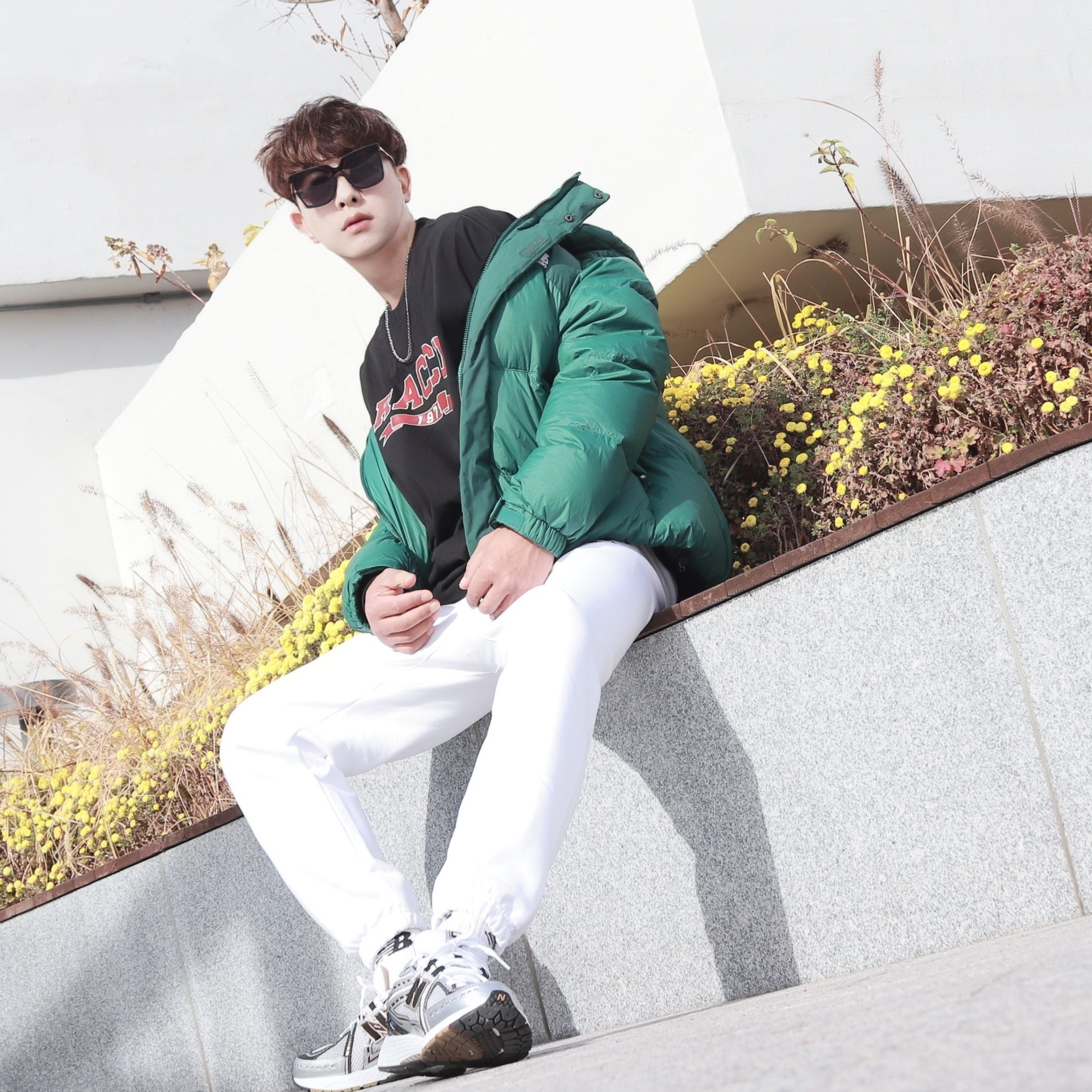 New Balance 1906R White Gold 착용 스타일 - 1