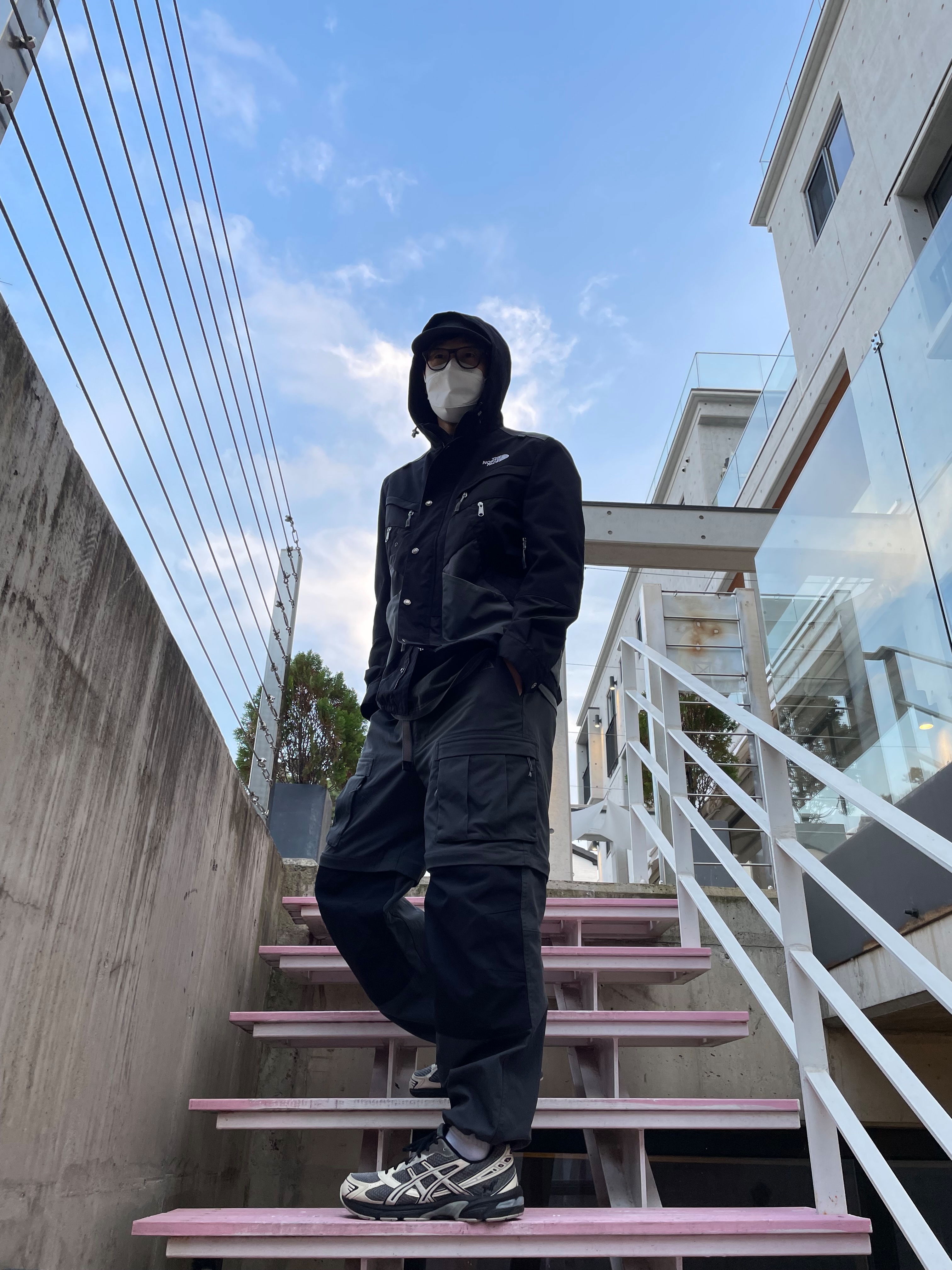 Nike ACG Smith Summit Cargo Pants Dark Smoke Grey - Asia, Asics x I4P Gel-1130 Mink Glacier Grey 착용 스타일 - 4