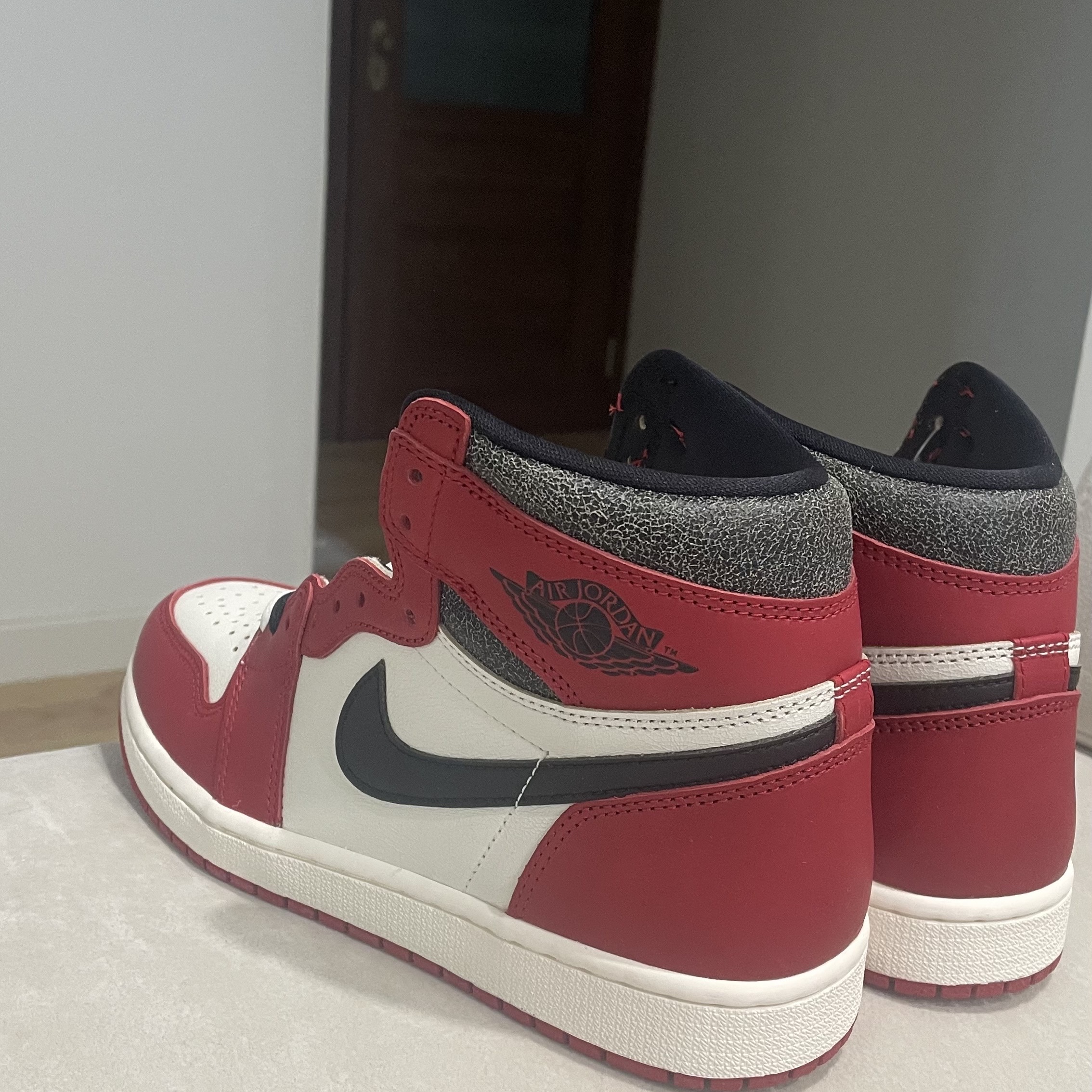 Jordan 1 Retro High OG Chicago 2022 착용 스타일 - 2