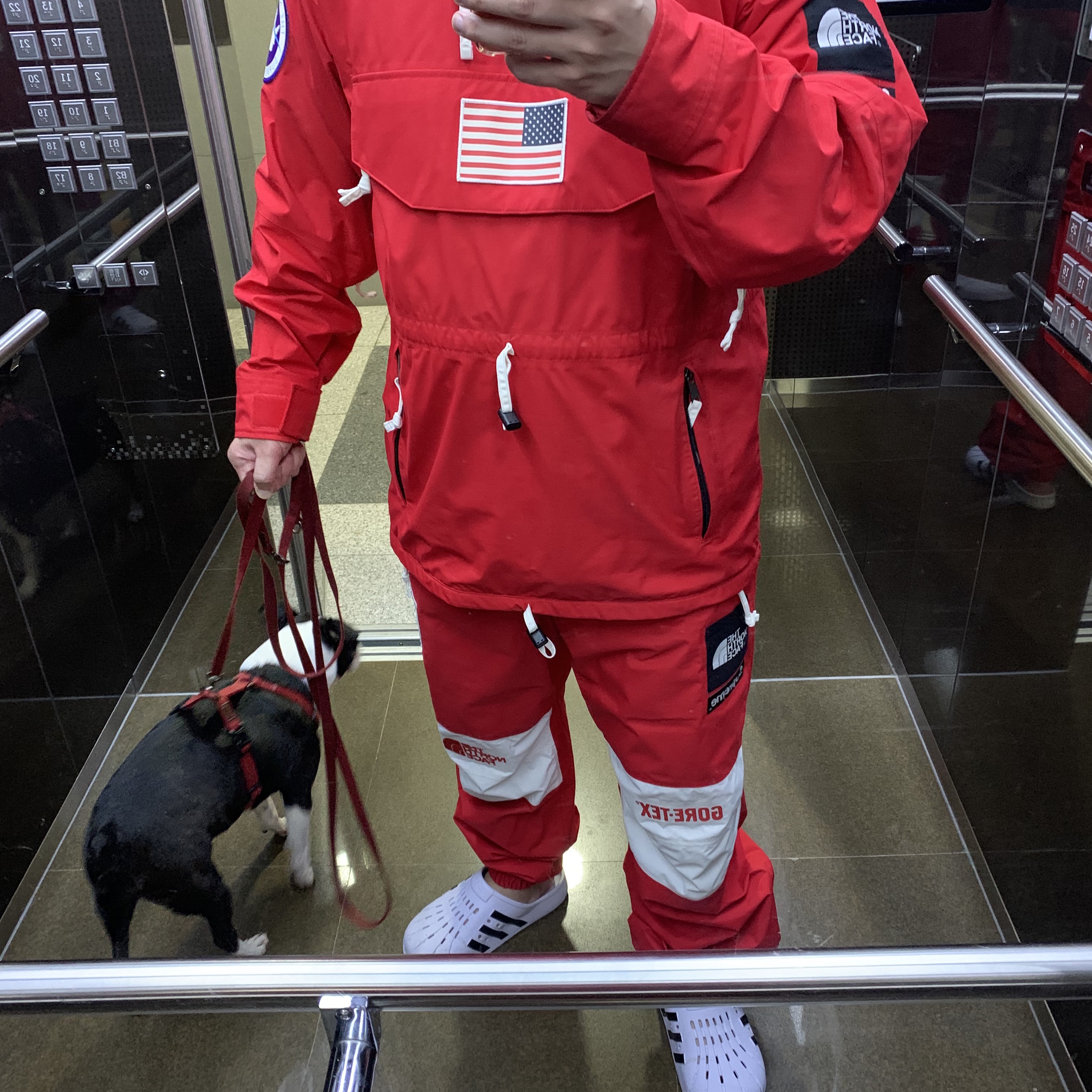 Supreme x The North Face Statue of Liberty Mountain Jacket Red - 19FW 착용 스타일