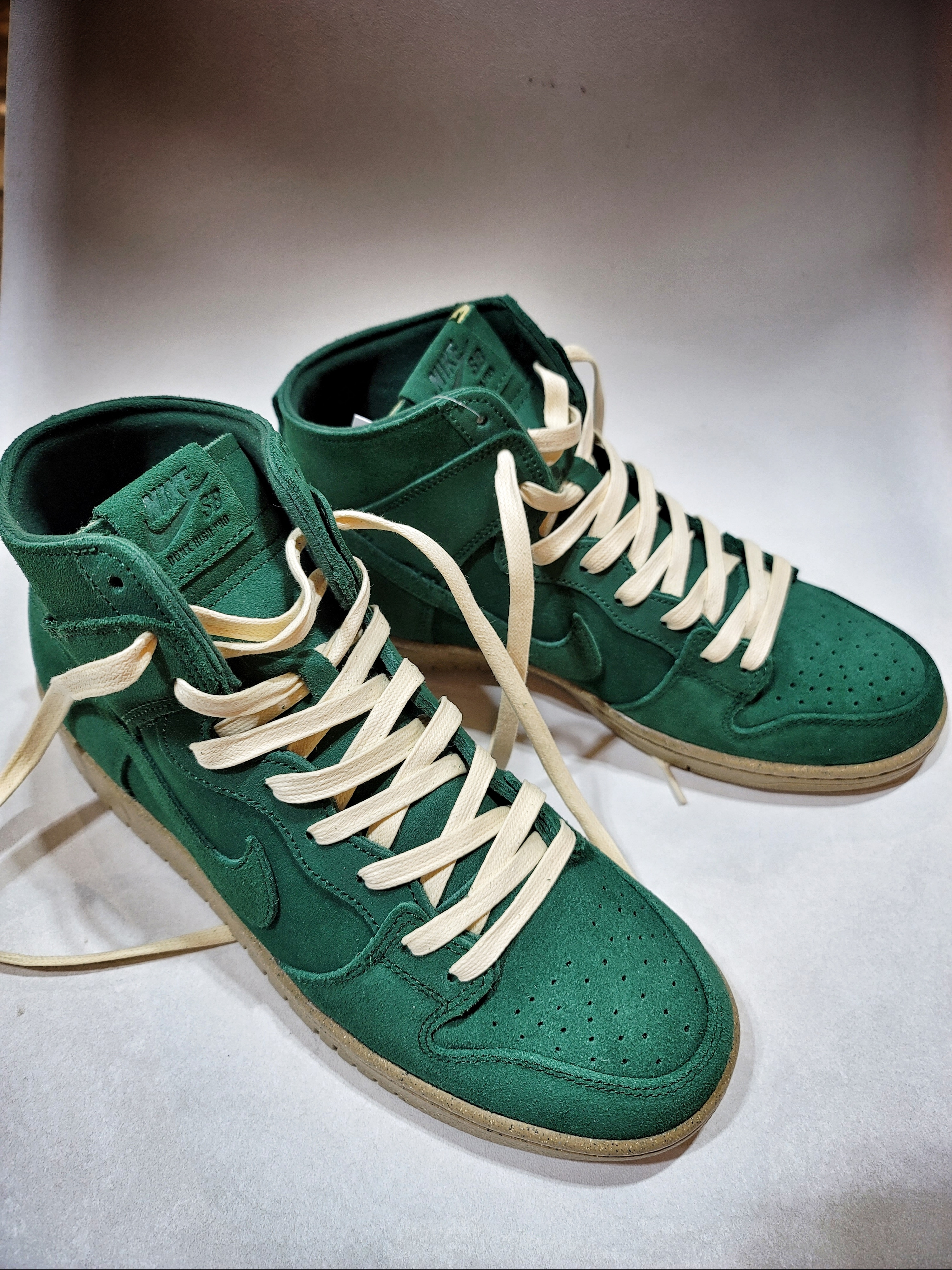 Nike SB Dunk High Pro Decon Gorge Green 착용 스타일