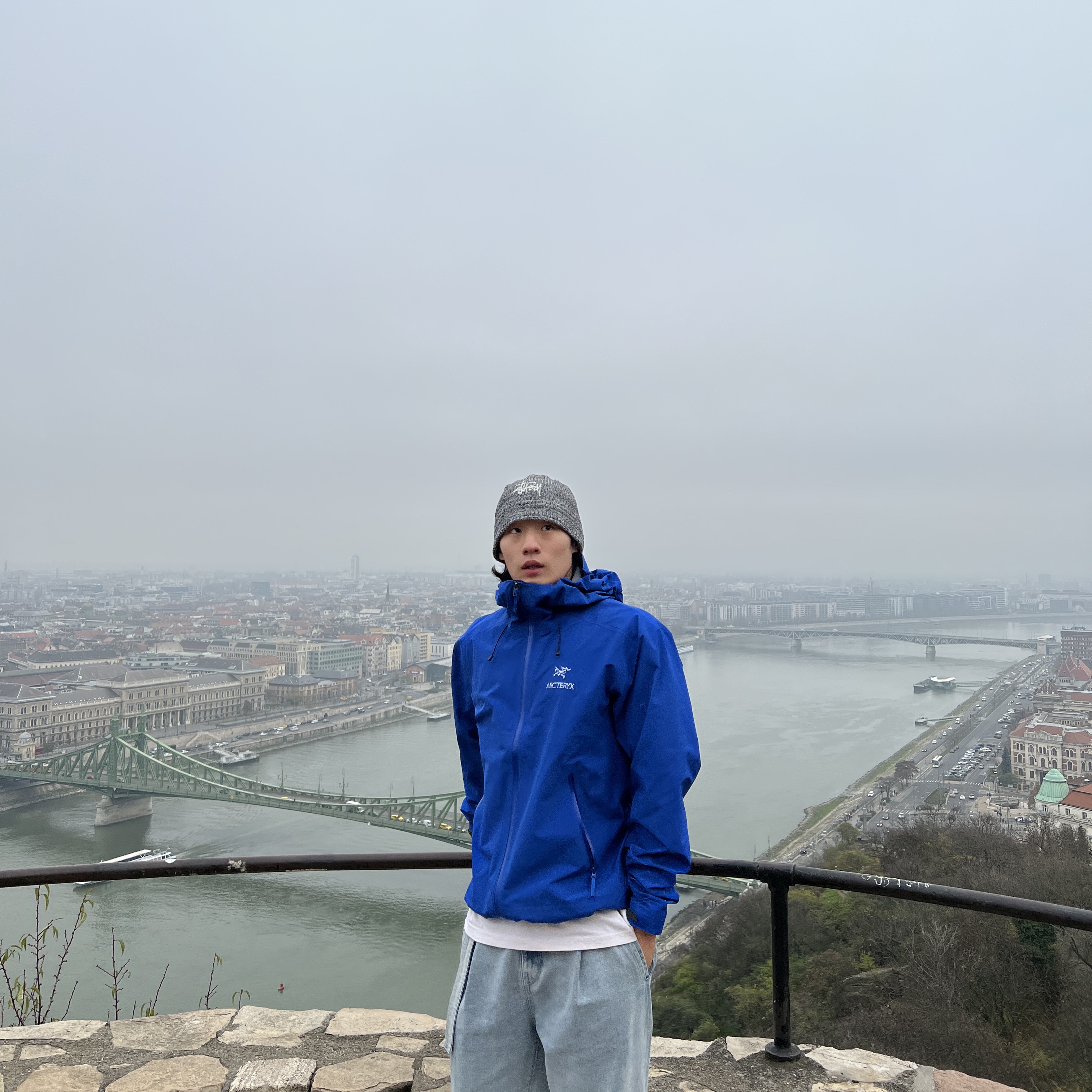Arc'teryx Beta LT Jacket Vitality 착용 스타일 - 1