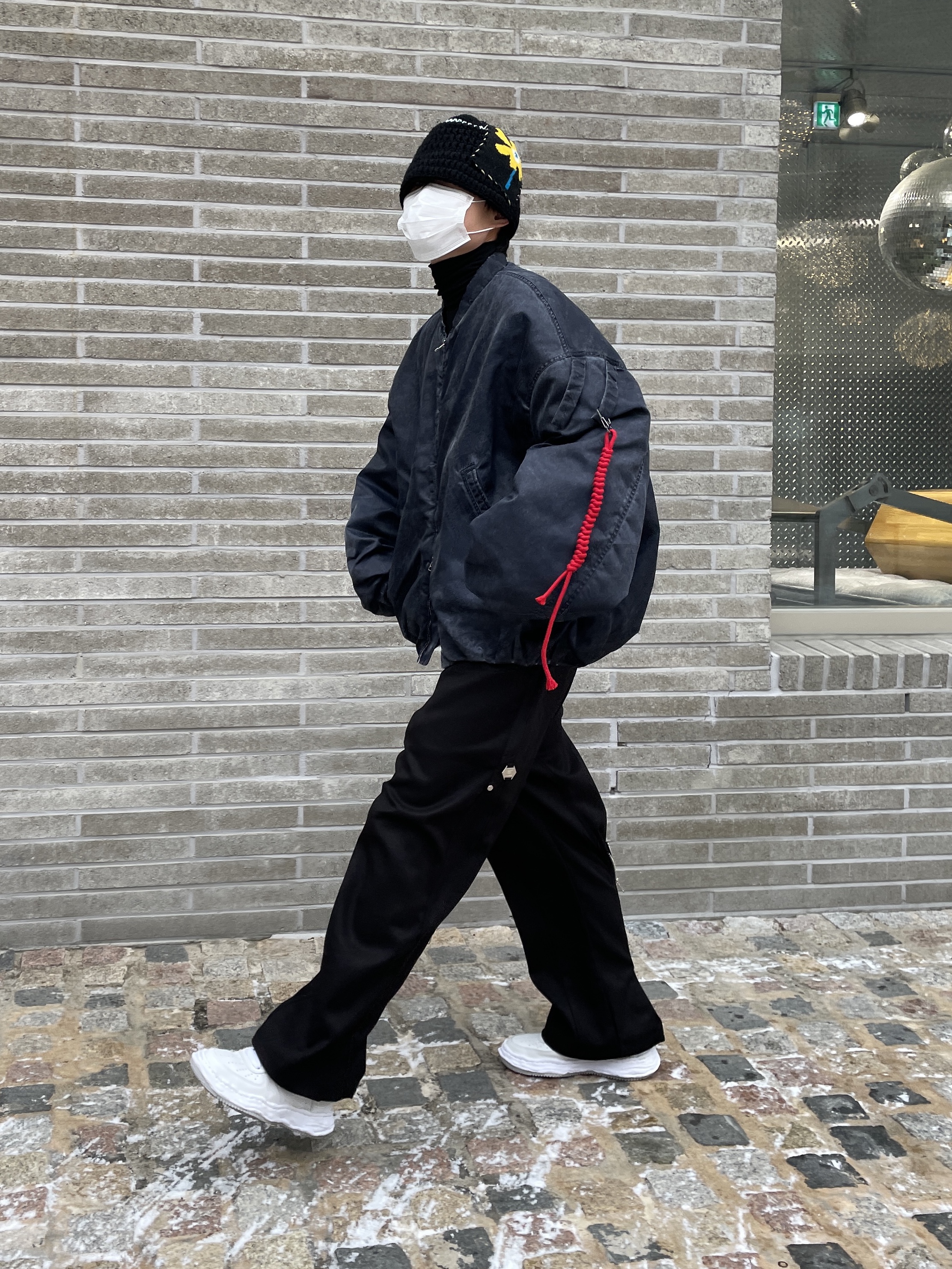 Undermycar x Ohhyunseog Boltume.5 Hardware Cargo Pocket Wide Pants Turbo Black - 22FW, Nonnod x Undermycar Esker Jacket Distressed Midnight 착용 스타일 - 1