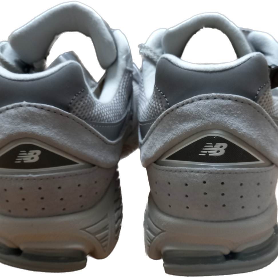 New Balance 2002R T2 Gray 착용 스타일 - 1