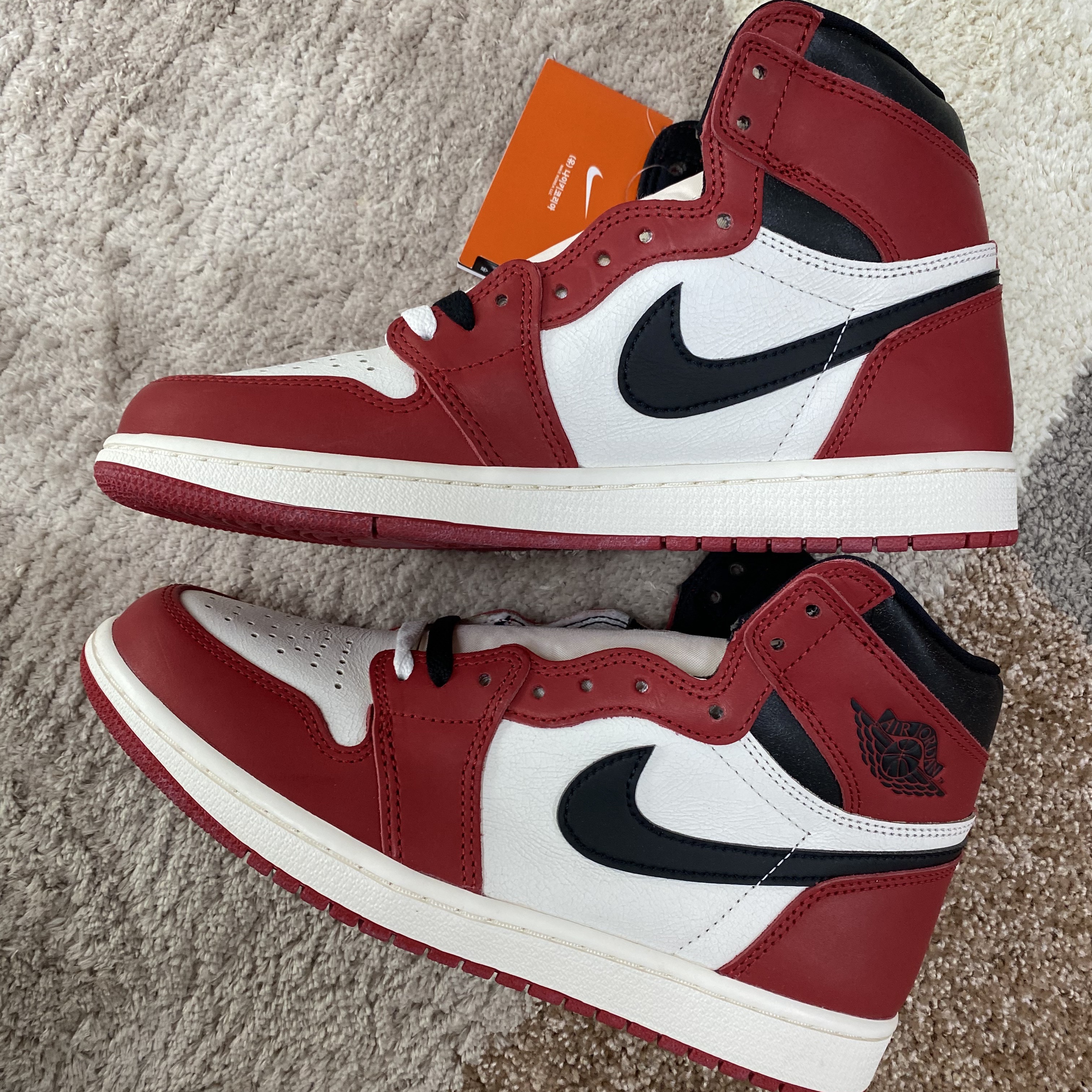 Jordan 1 Retro High OG Chicago 2022 착용 스타일 - 1
