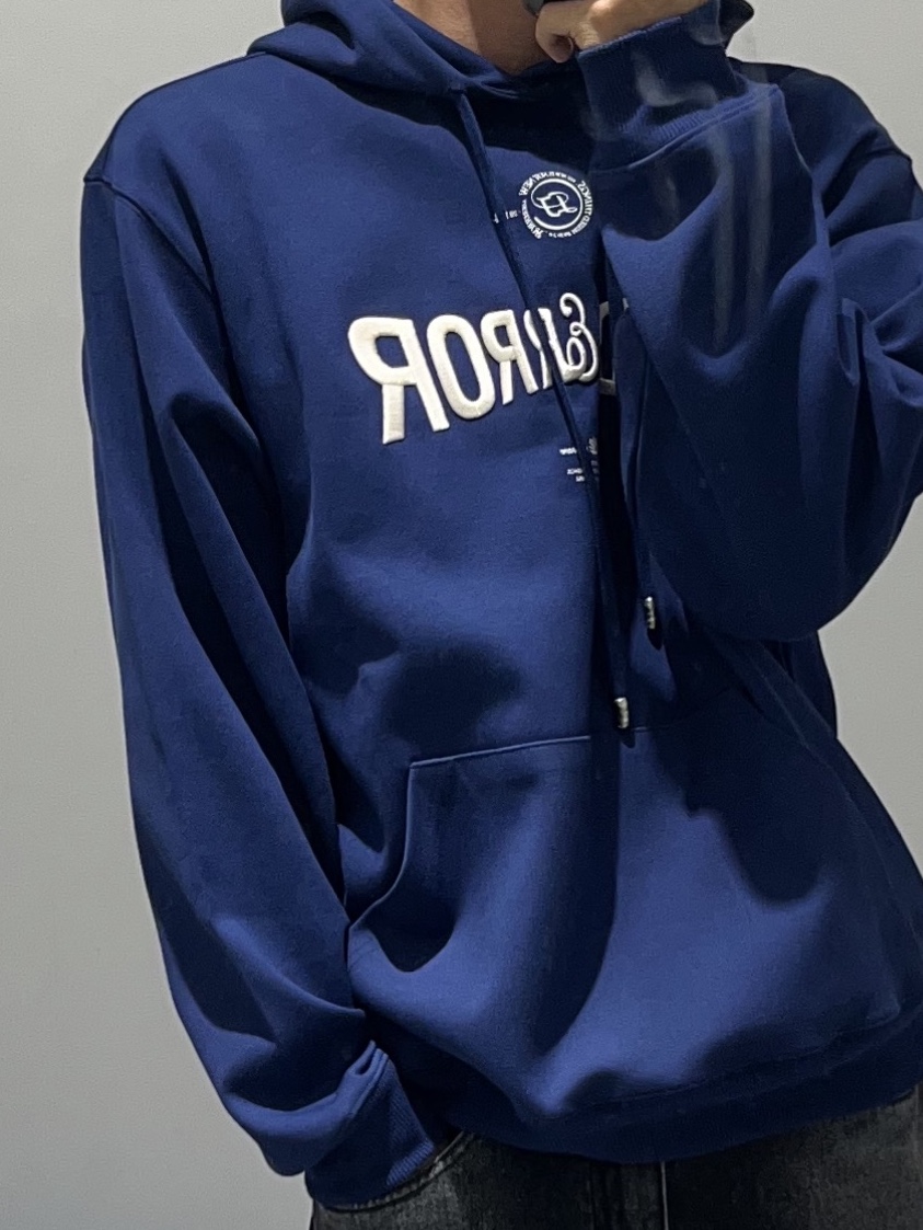 Ader Error Verif Logo Hoodie Navy 착용 스타일