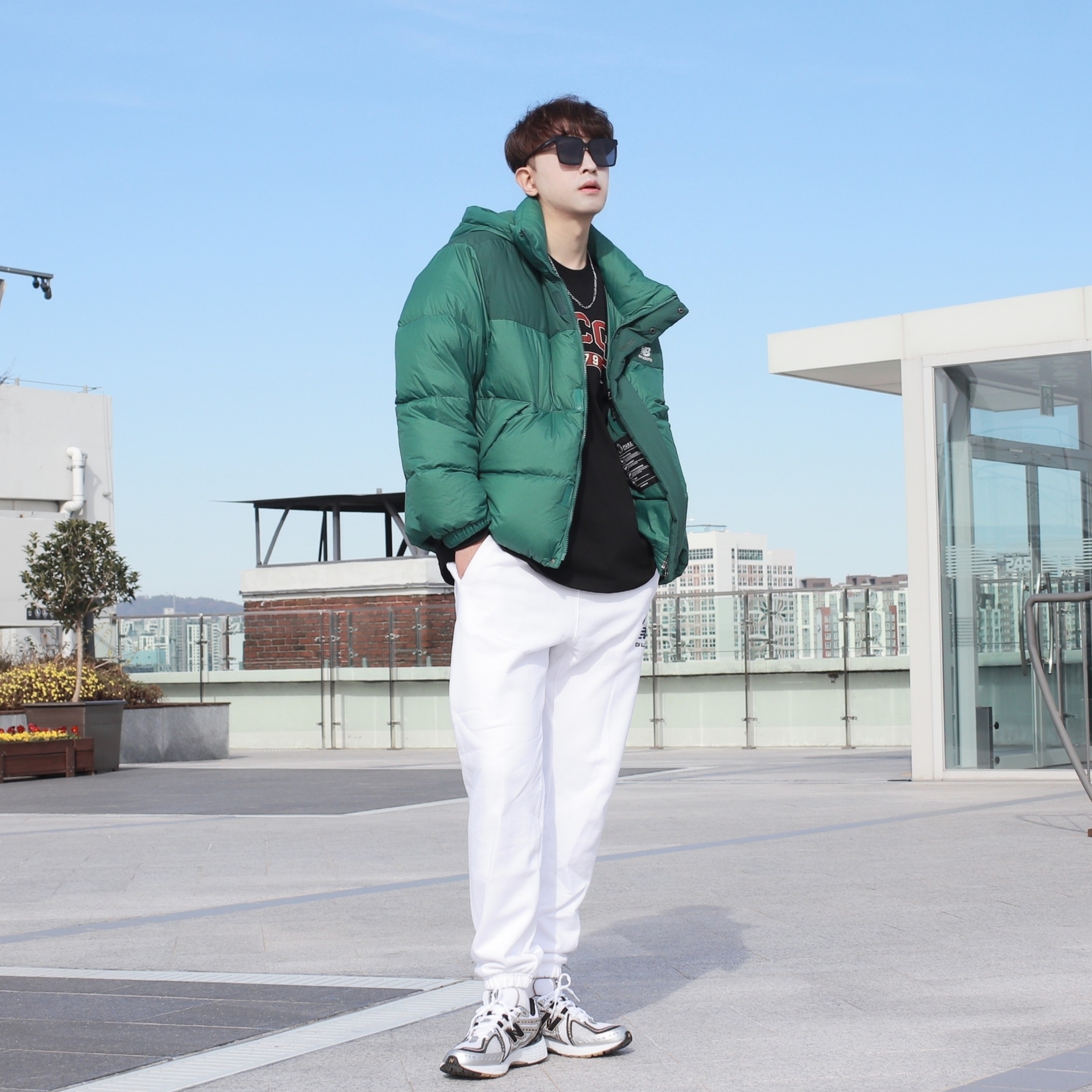 New Balance 1906R White Gold 착용 스타일 - 4