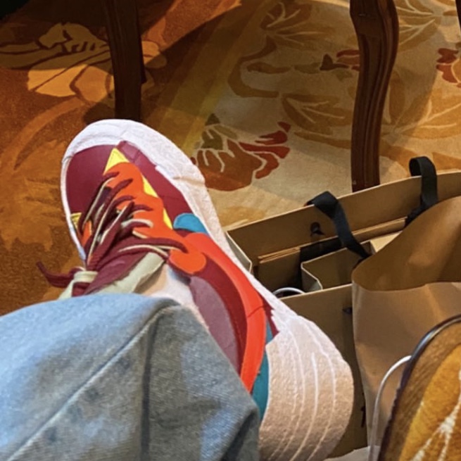 Nike x Sacai x Kaws Blazer Low Team Red 착용 스타일