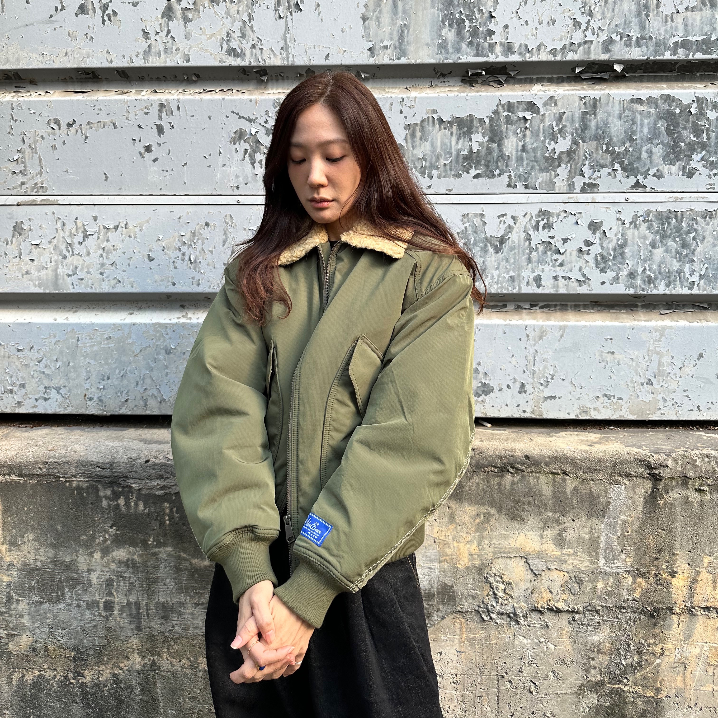 Ader Error Wegon Jumper Khaki 착용 스타일 - 3