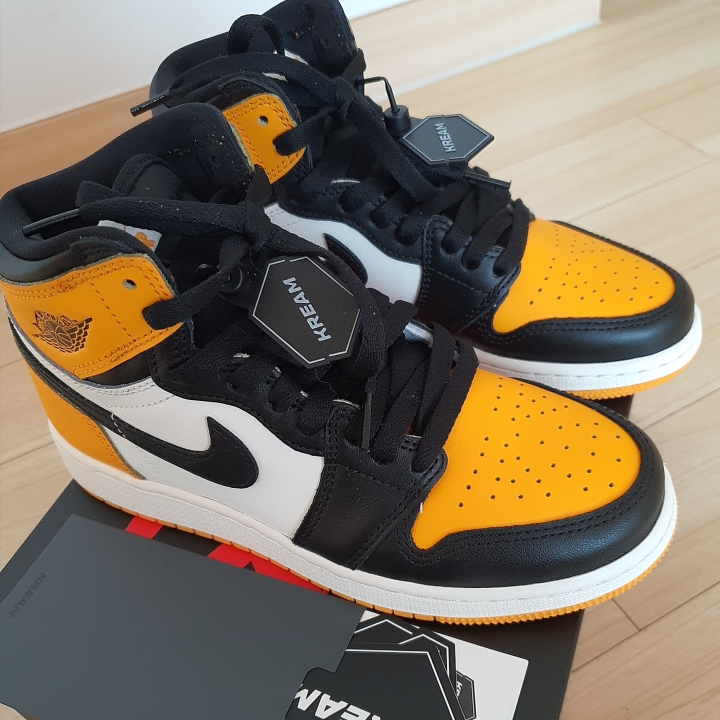 (GS) Jordan 1 Retro High OG Taxi 착용 스타일 - 3