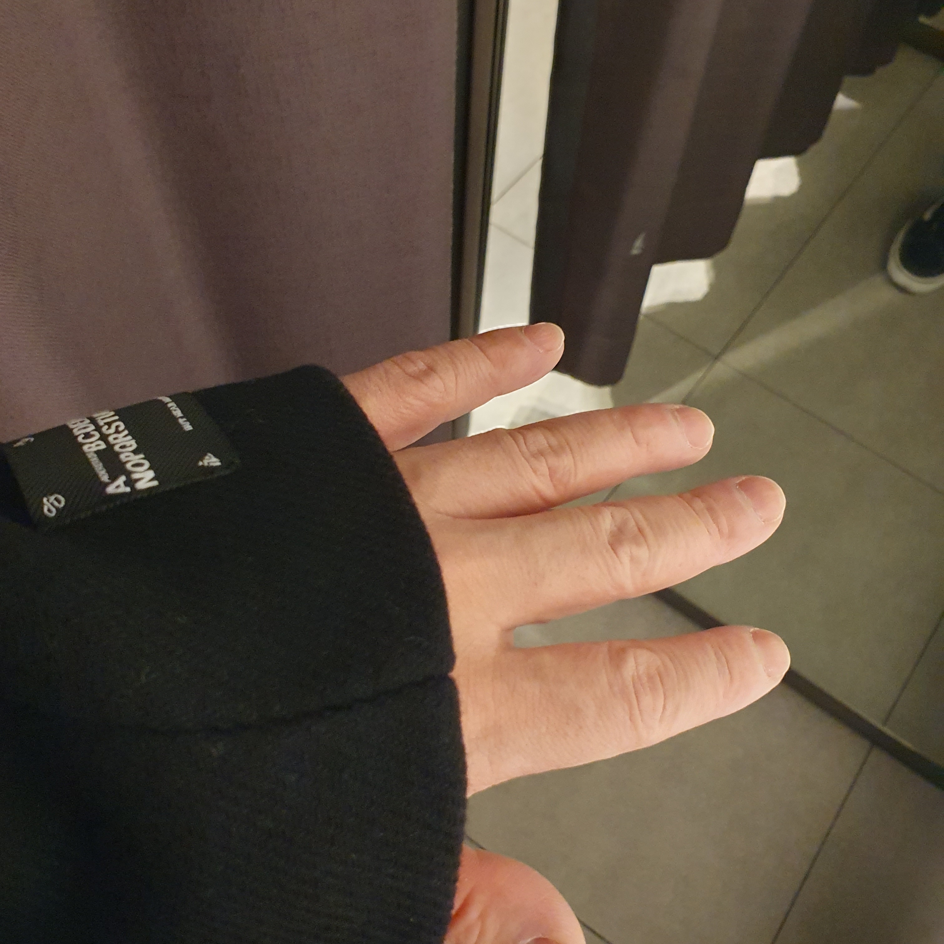 Zara x Ader Error Wool Blend Oversize Coat Black 착용 스타일 - 3