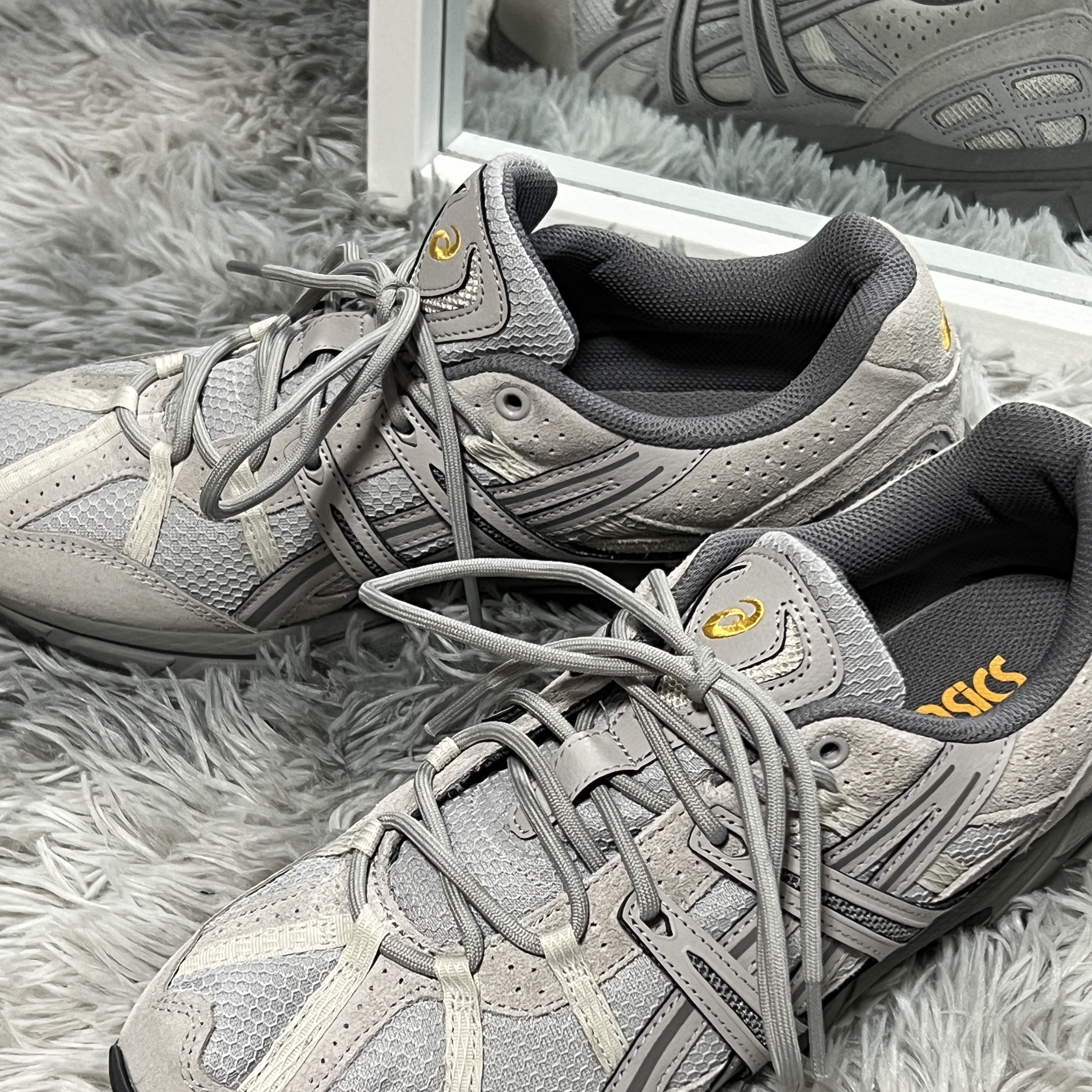 Asics Gel-Sonoma 15-50 Oyster Grey 착용 스타일