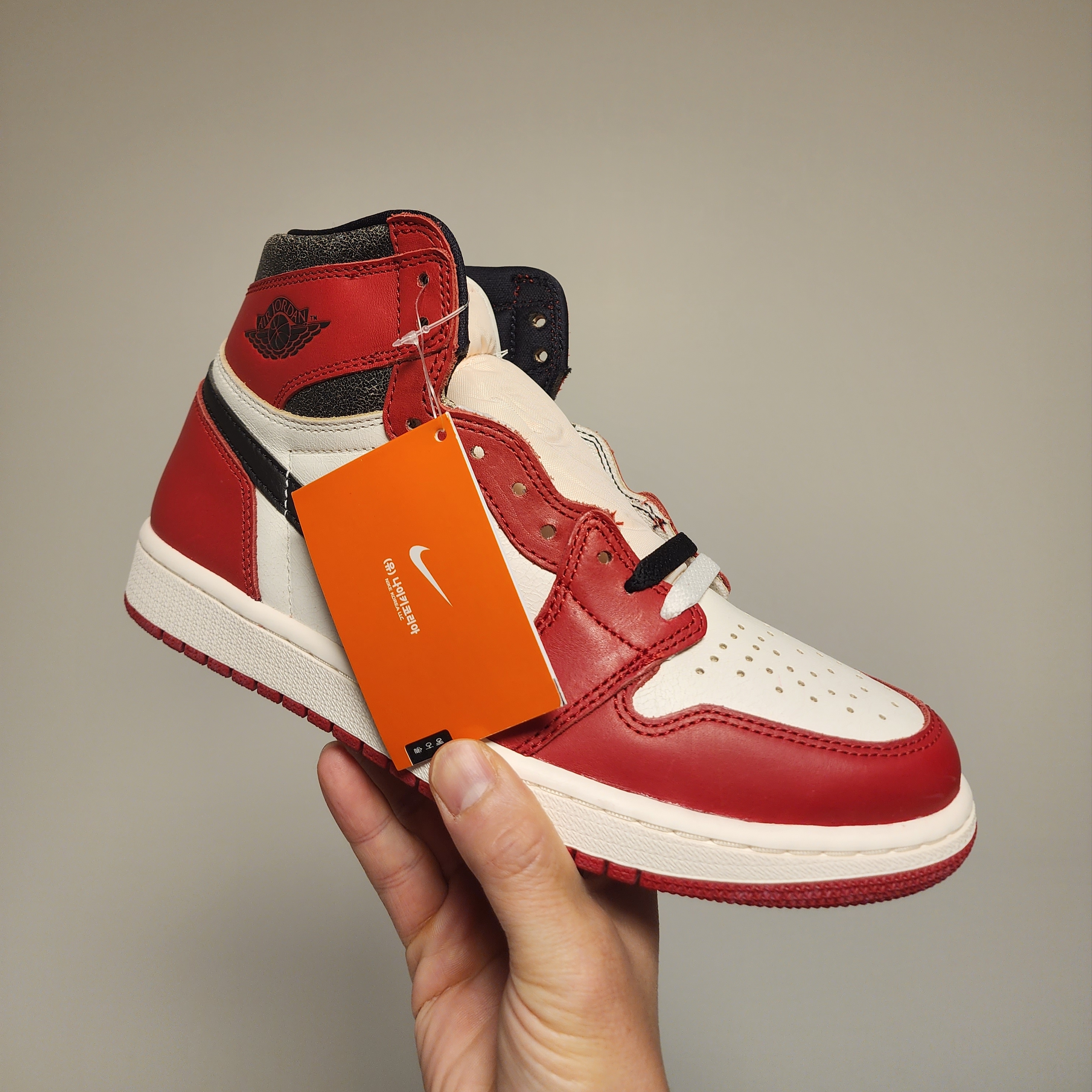 Jordan 1 Retro High OG Chicago 2022 착용 스타일 - 1