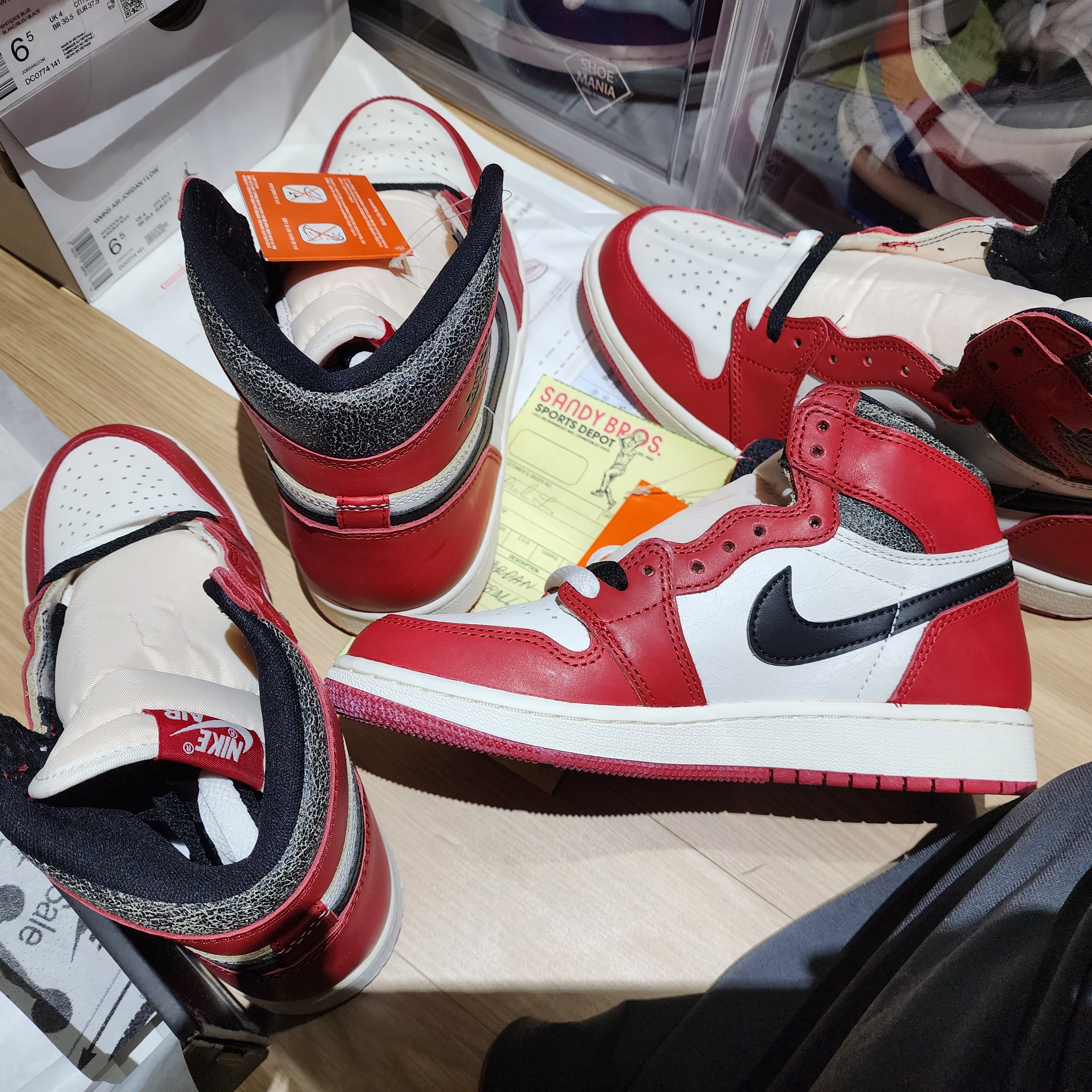 Jordan 1 Retro High OG Chicago 2022, (GS) Jordan 1 Retro High OG Chicago 2022 착용 스타일 - 2