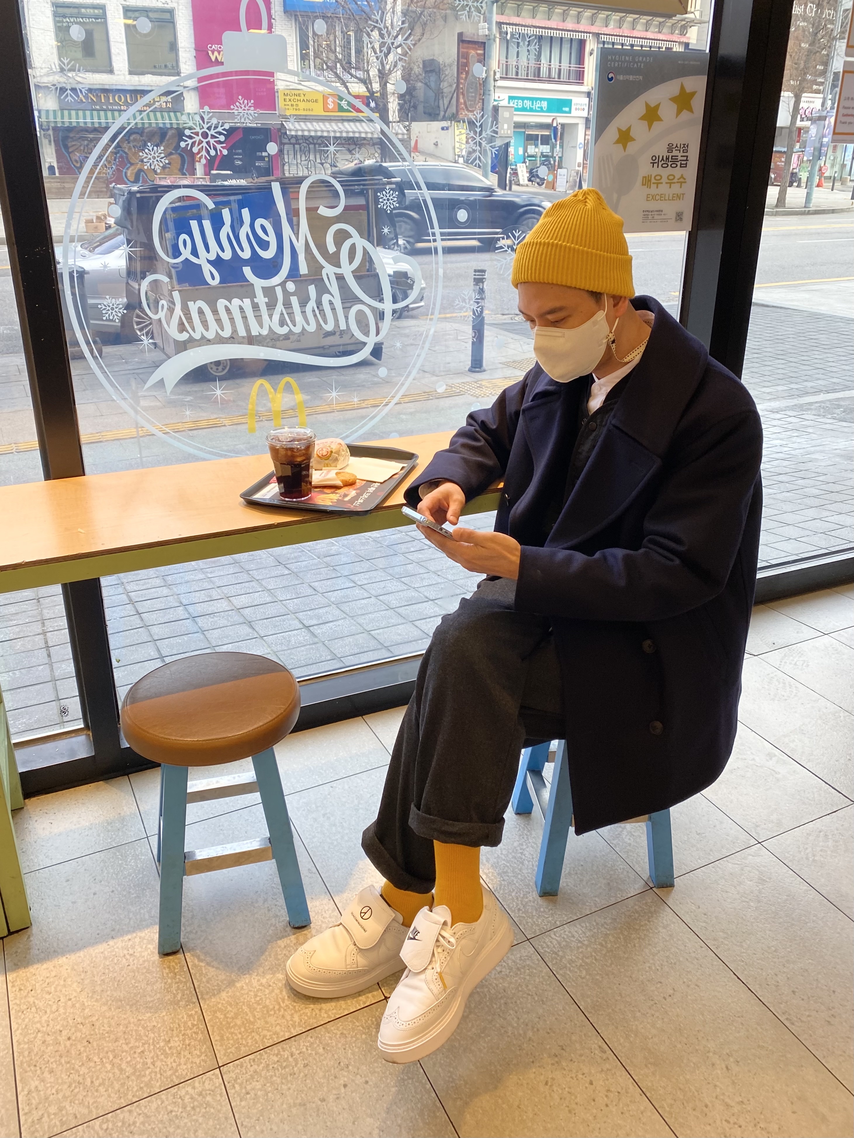 Nike x Peaceminusone Kwondo1 White, Uniqlo +J Wool Blend OverSized Peacoat Navy 착용 스타일 - 1