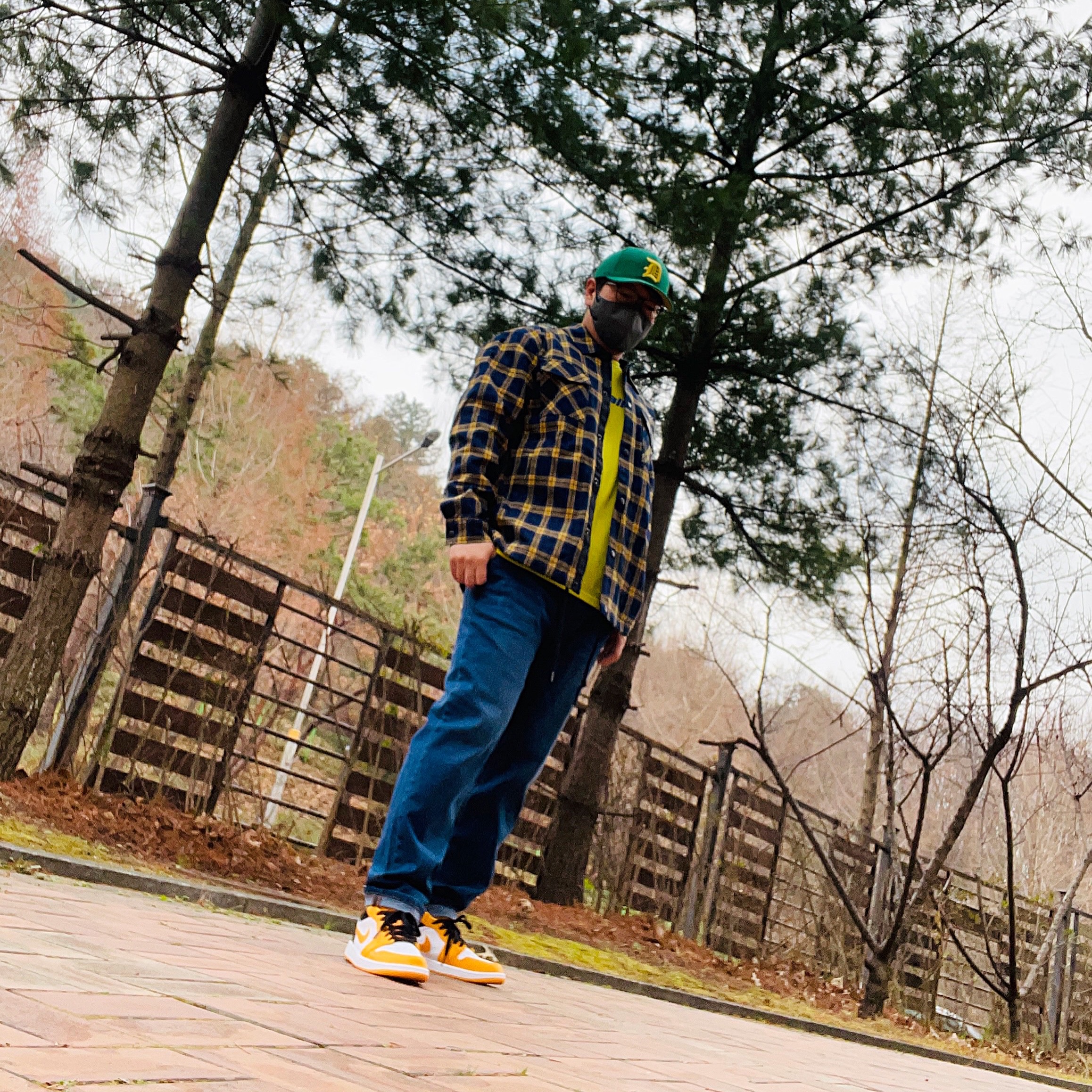 Jordan 1 Low Taxi 착용 스타일 - 2