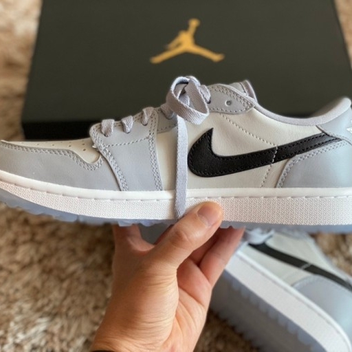 Jordan 1 Low Golf Wolf Grey 착용 스타일