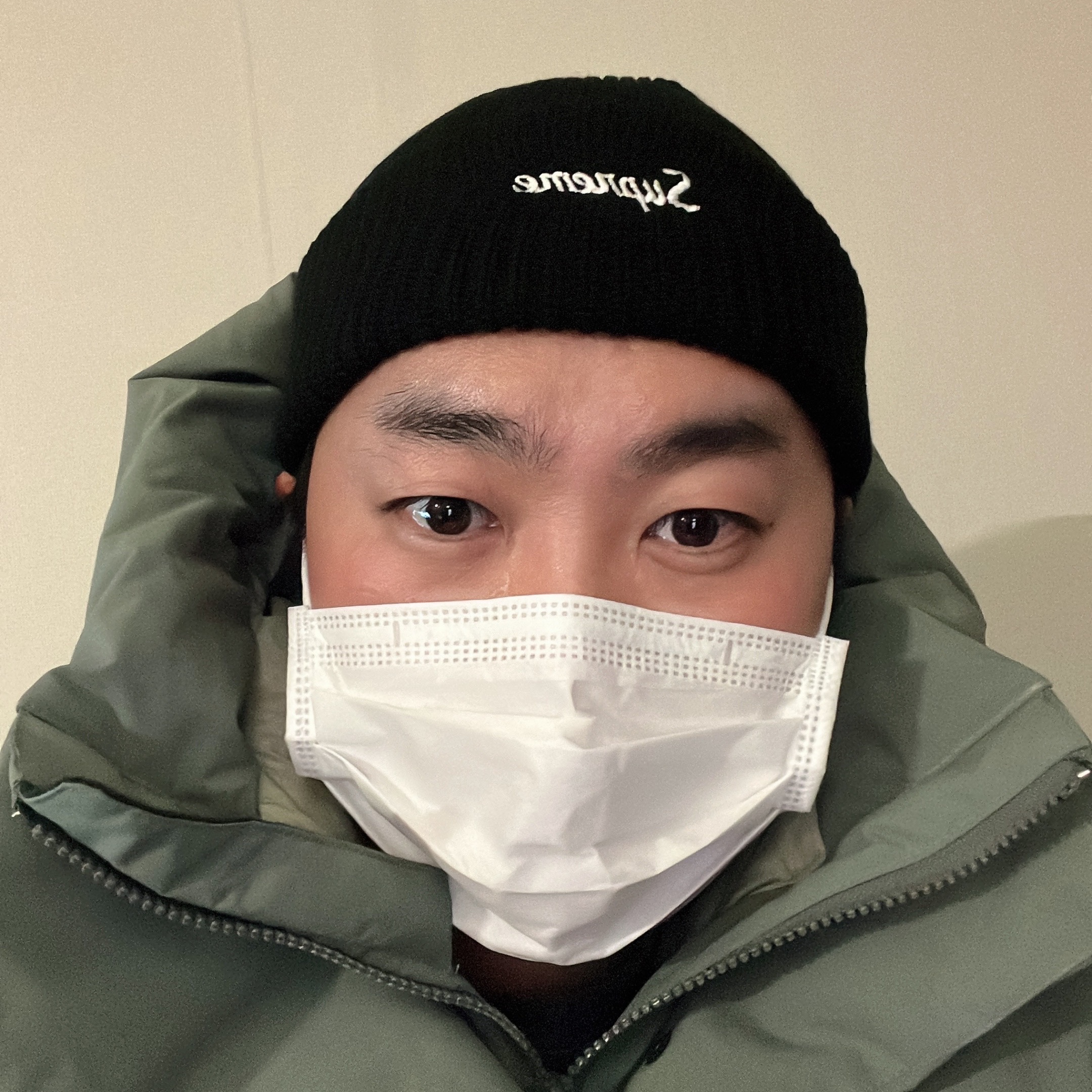 Supreme Loose Gauge Beanie Black 착용 스타일