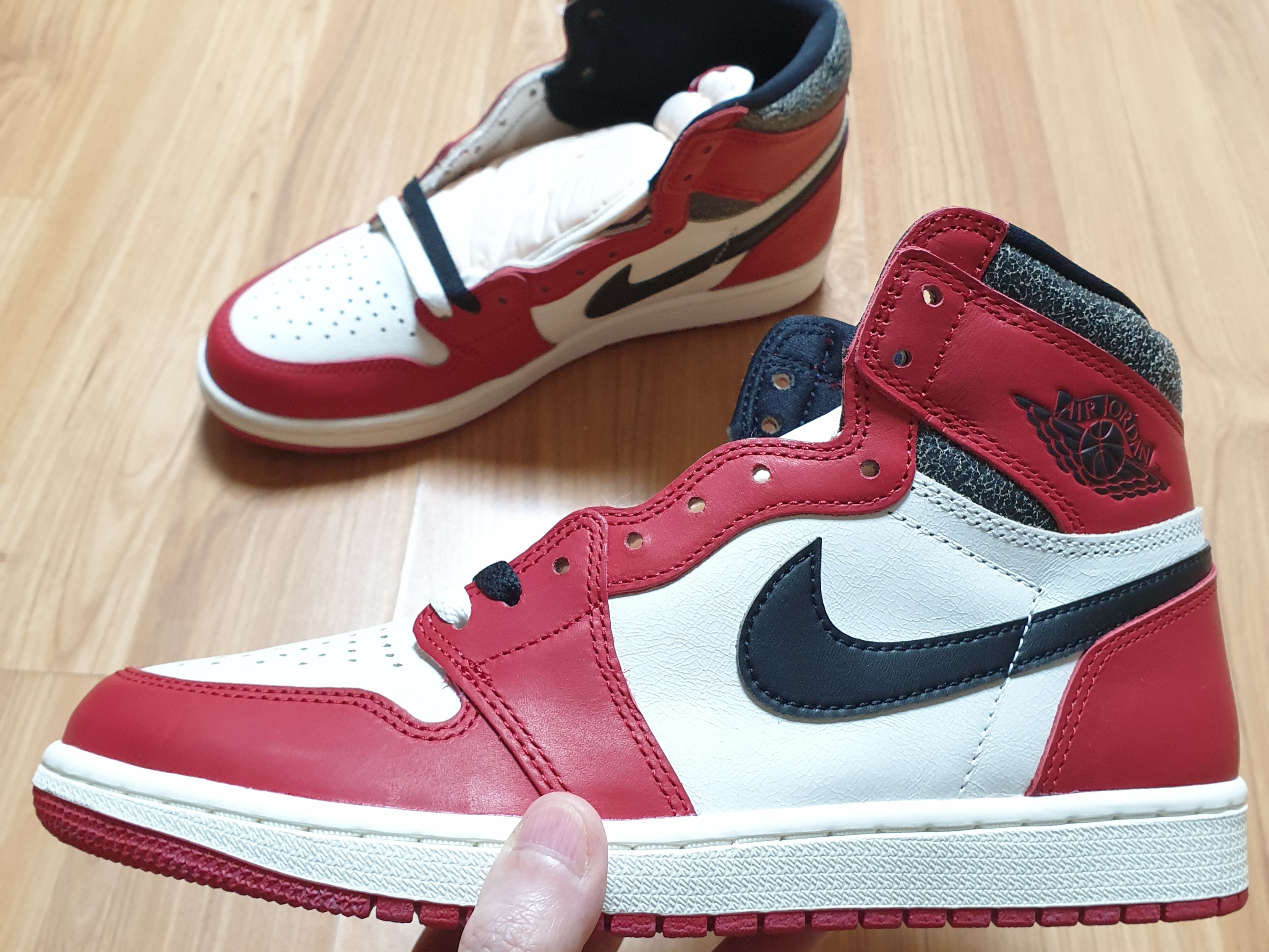 Jordan 1 Retro High OG Chicago 2022 착용 스타일 - 4