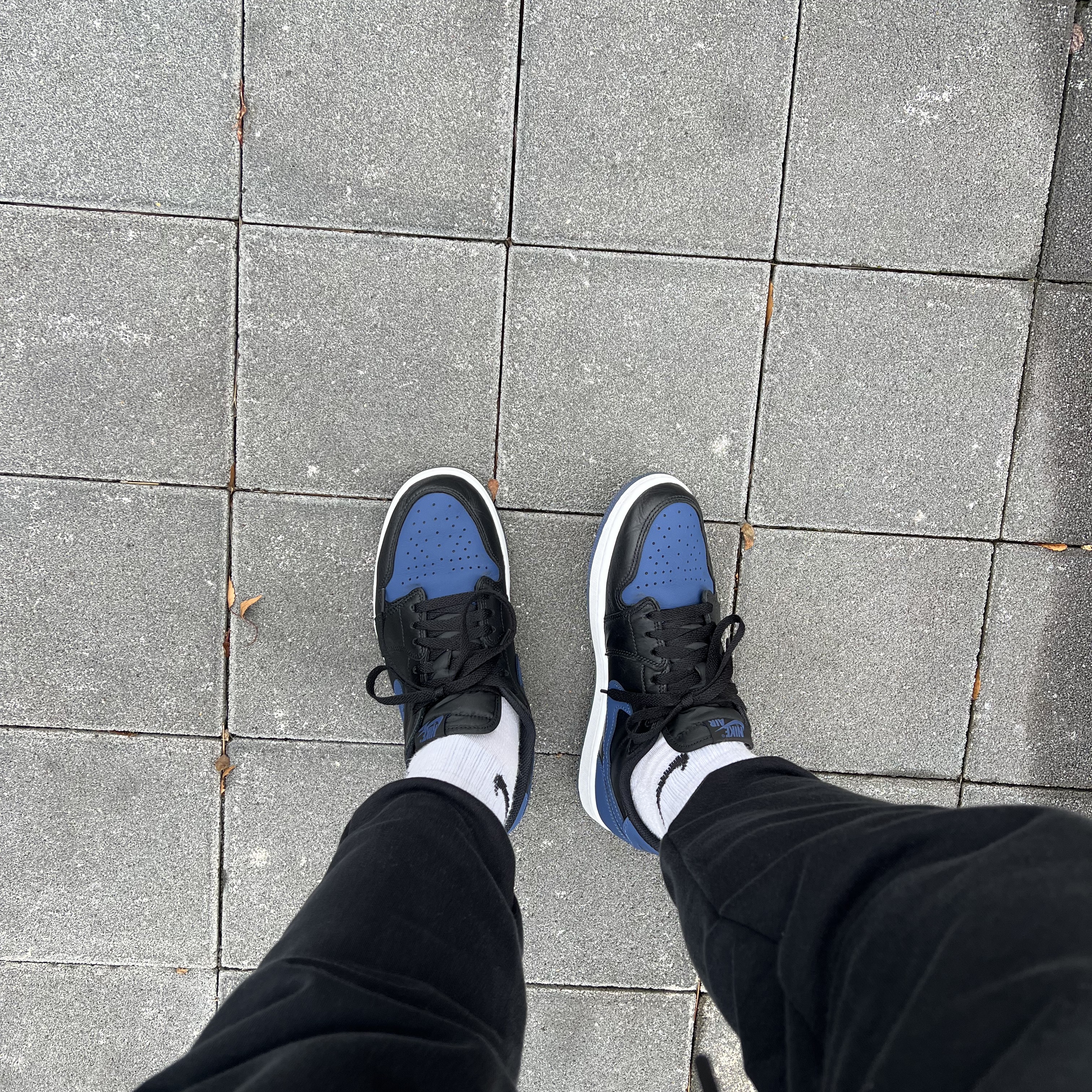 Jordan 1 Retro Low OG Mystic Navy 착용 스타일