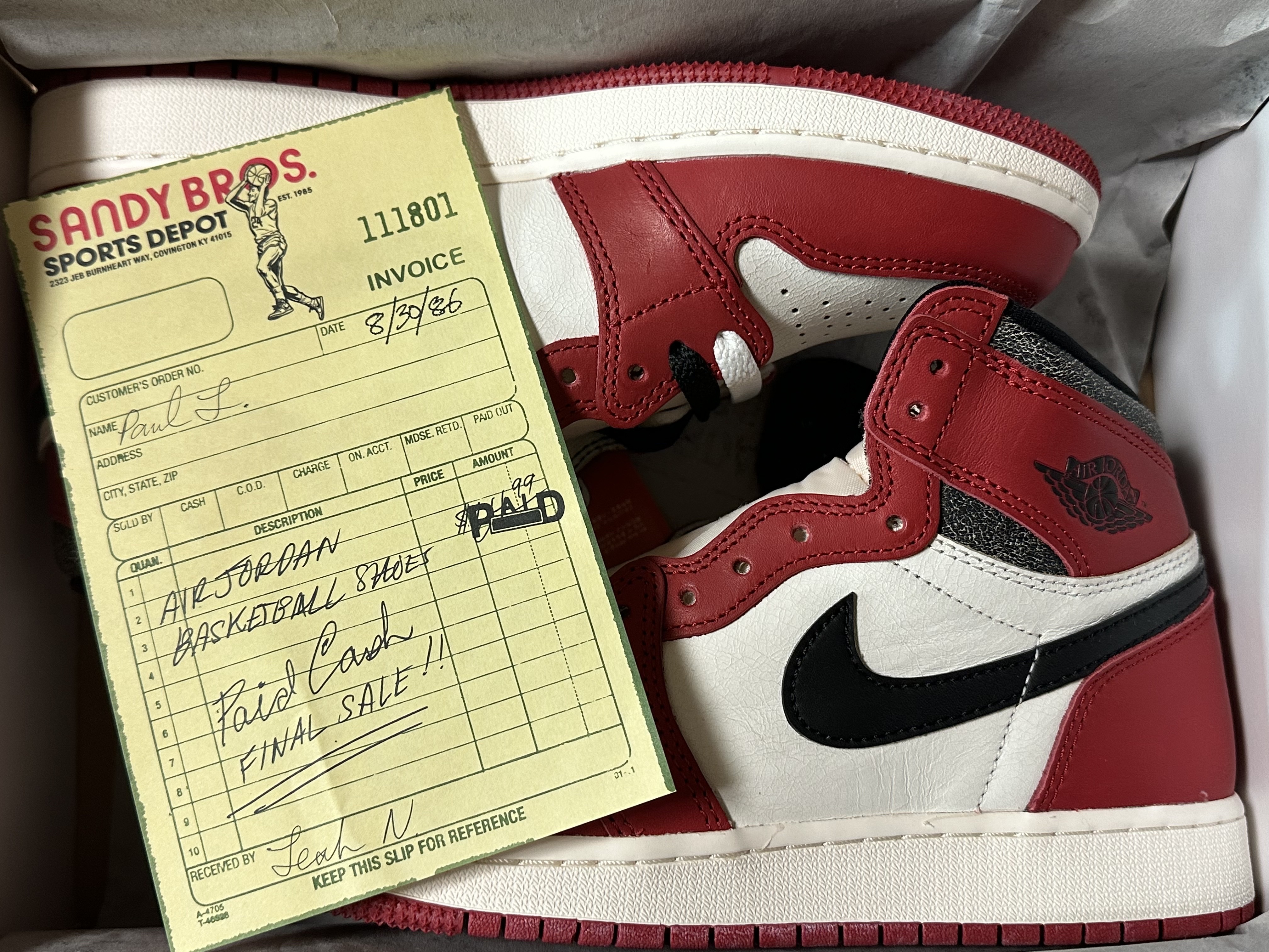 Jordan 1 Retro High OG Chicago 2022, (GS) Jordan 1 Retro High OG Chicago 2022 착용 스타일 - 1